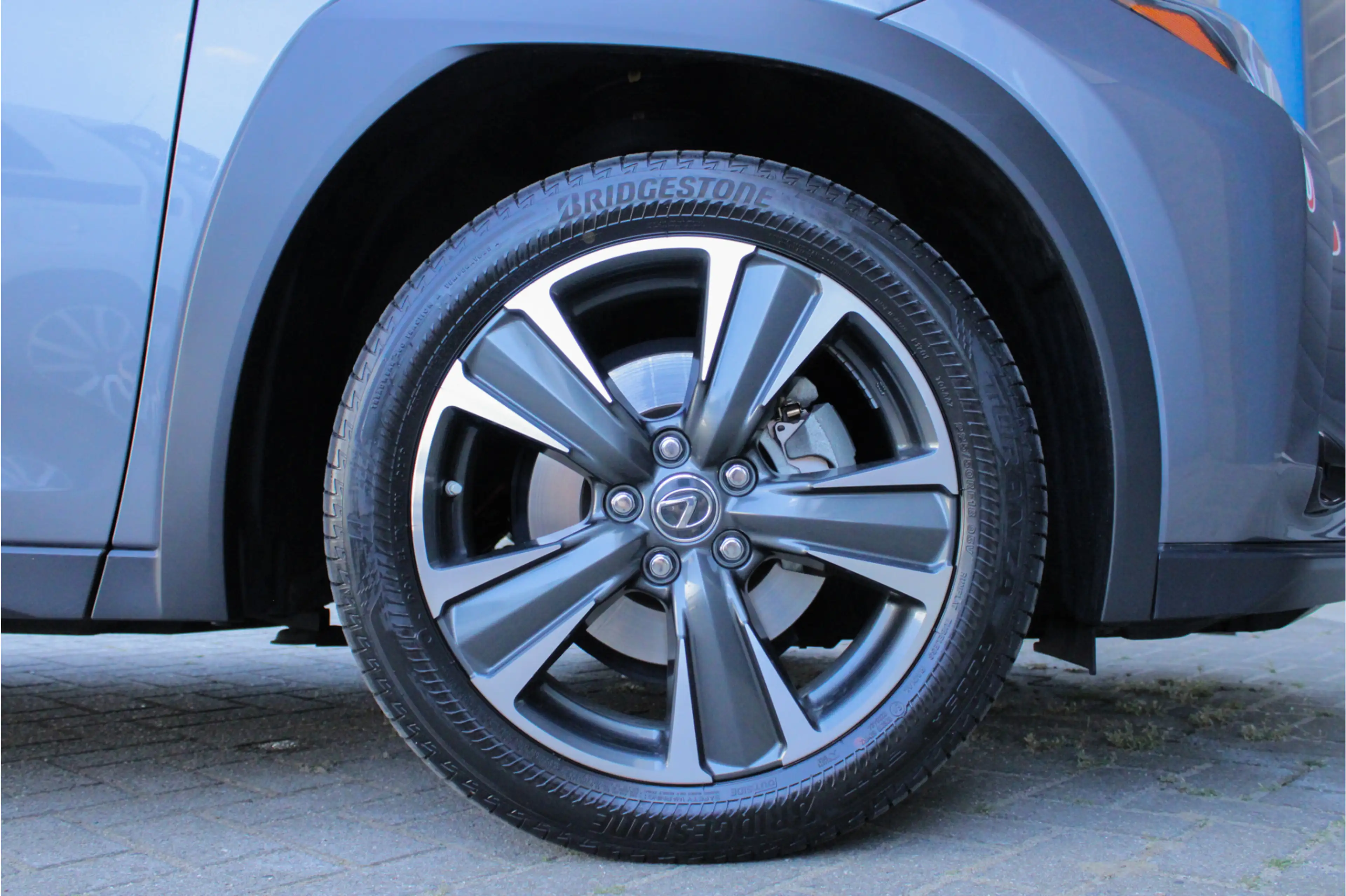 Lexus UX 250h Executive Line |President Pack|360 camera|elek sto — photo 29