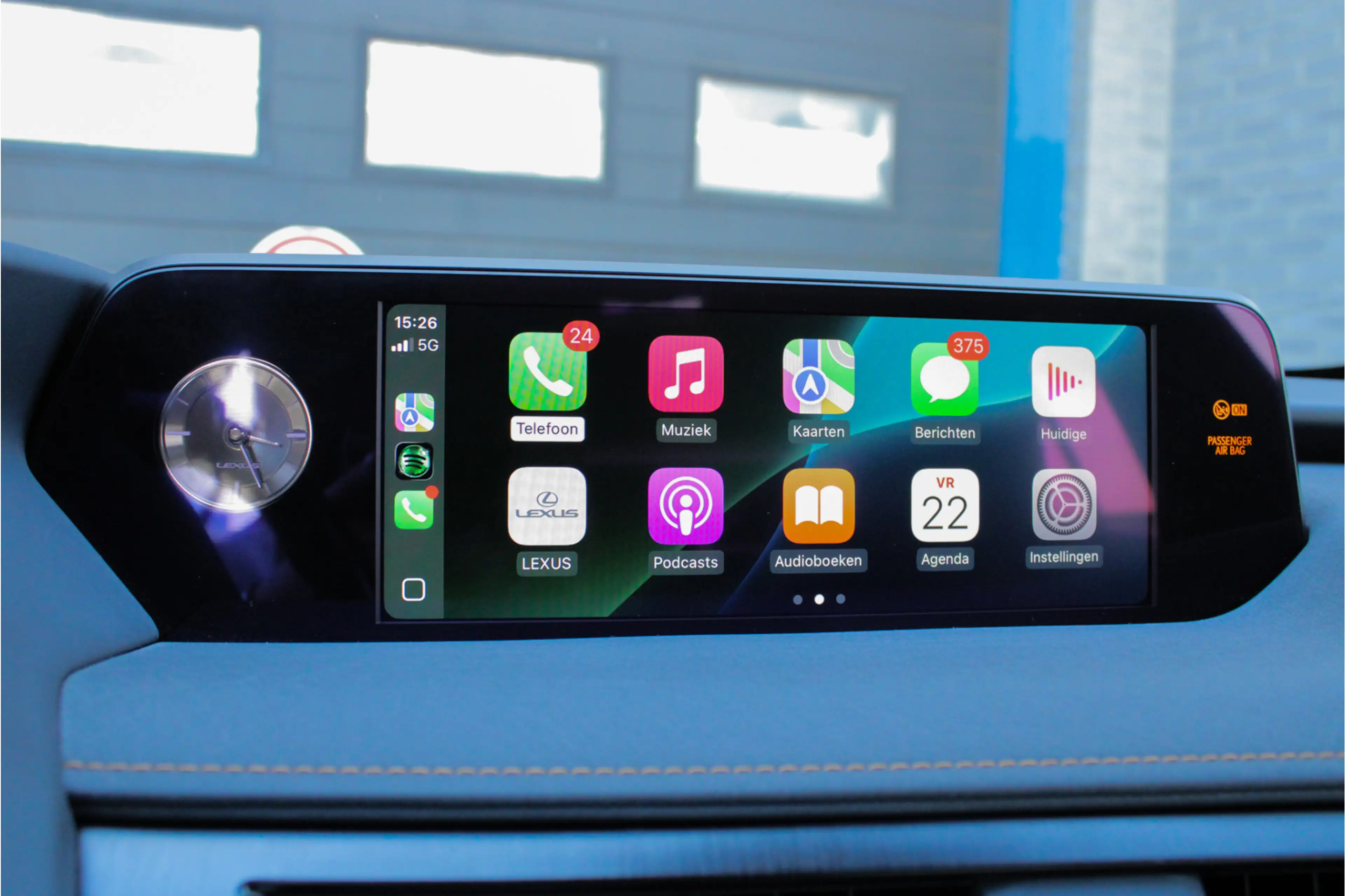 Lexus UX 250h Executive Line |President Pack|360 camera|elek sto — photo 16