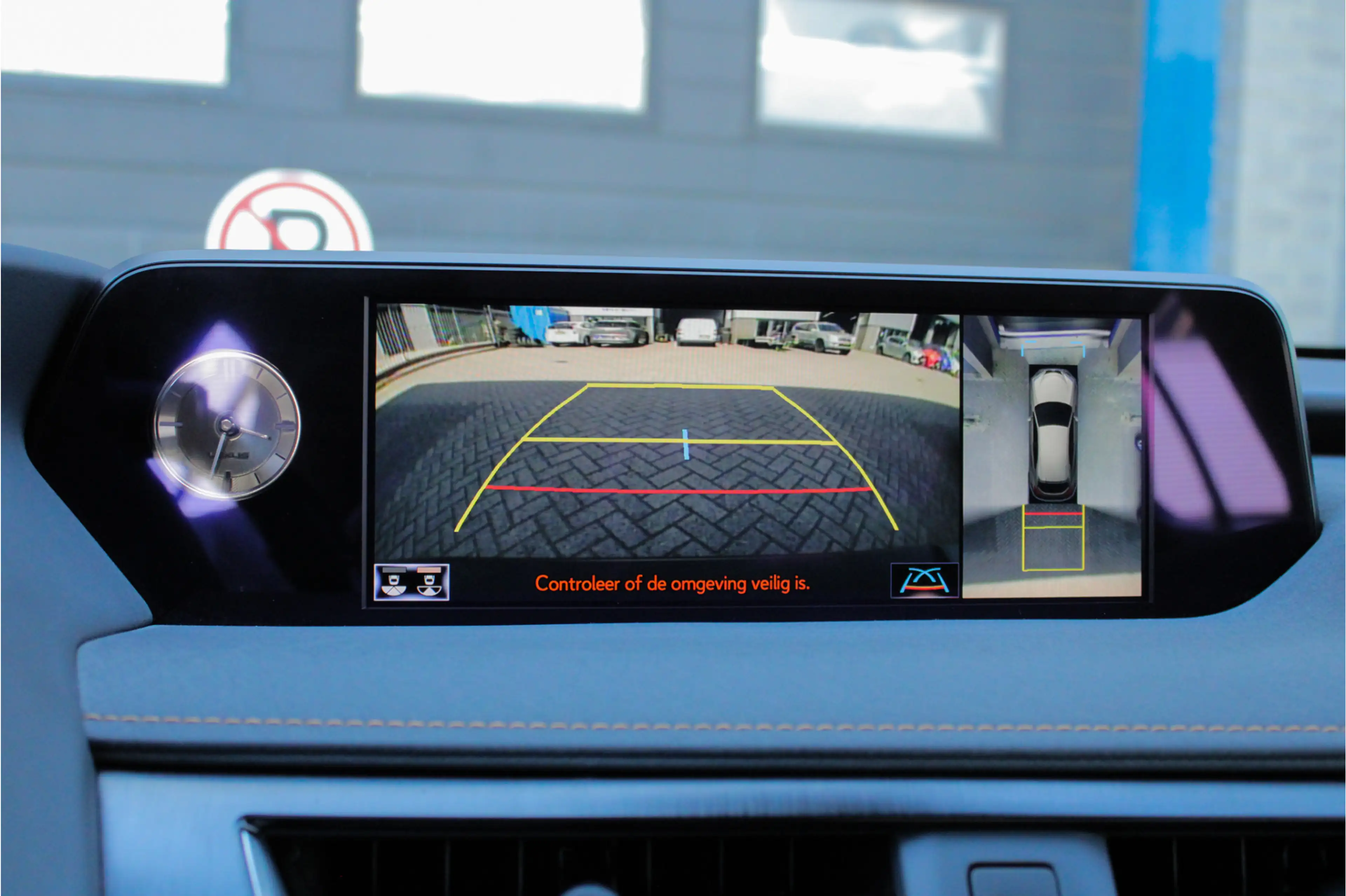 Lexus UX 250h Executive Line |President Pack|360 camera|elek sto — photo 24