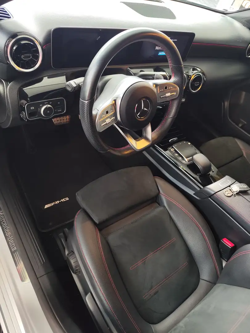 Mercedes-Benz A 180 A 180d 7G-DCT Plateado - 2