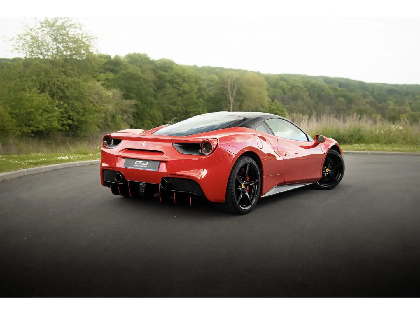 Ferrari 488 4.0 V8 670ch Rood - 2