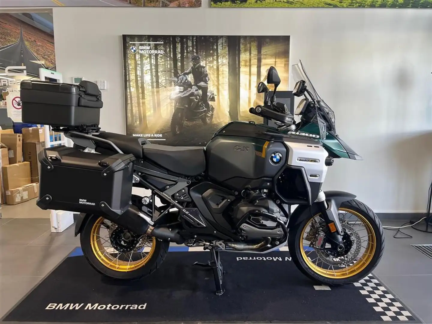 BMW R 1300 GS Adventure 0 Vert - 1