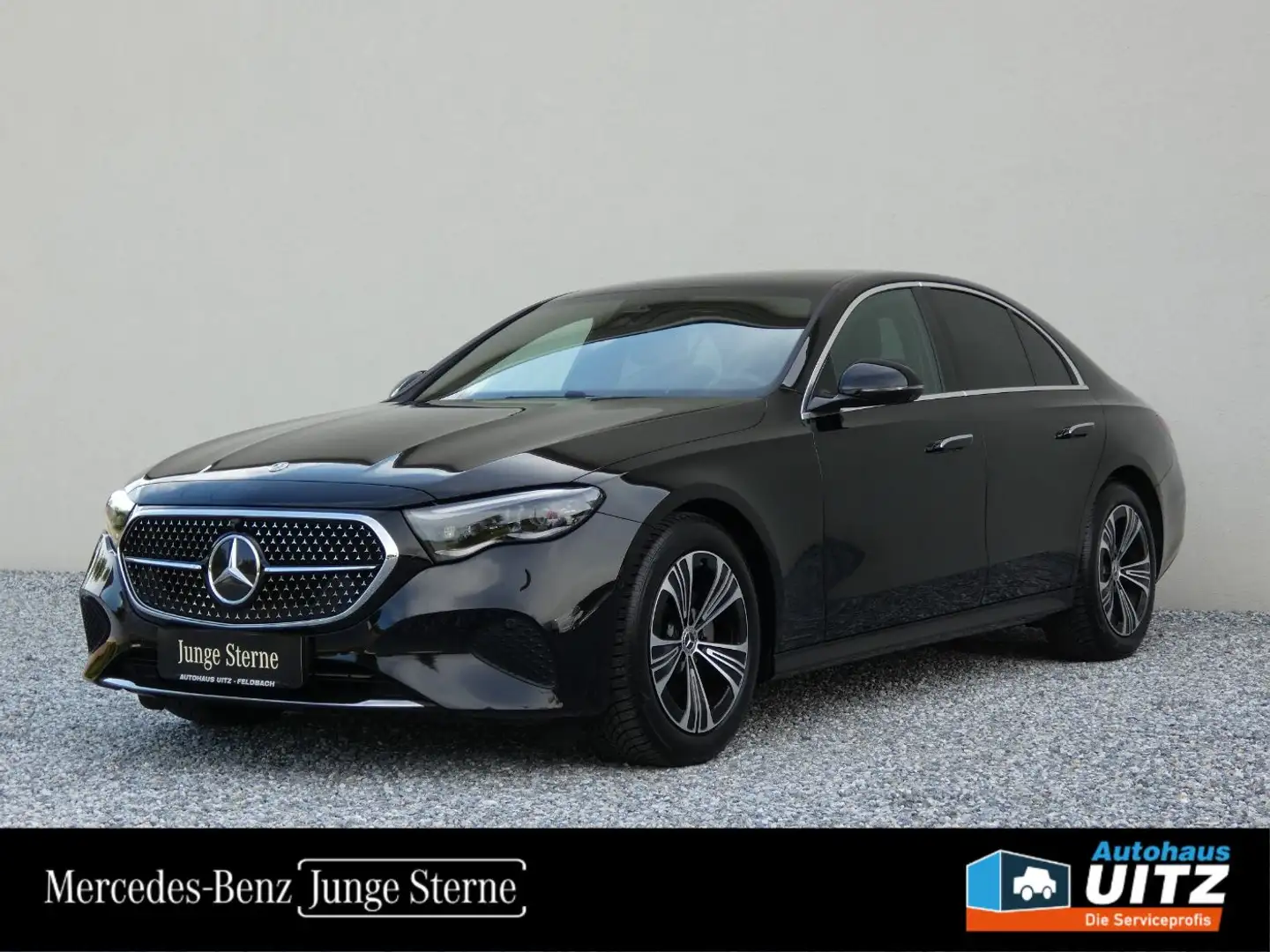 Mercedes-Benz E 220 d 4M Avantgarde +AHK+360°+DigiLight+KeyGo+ Schwarz - 1