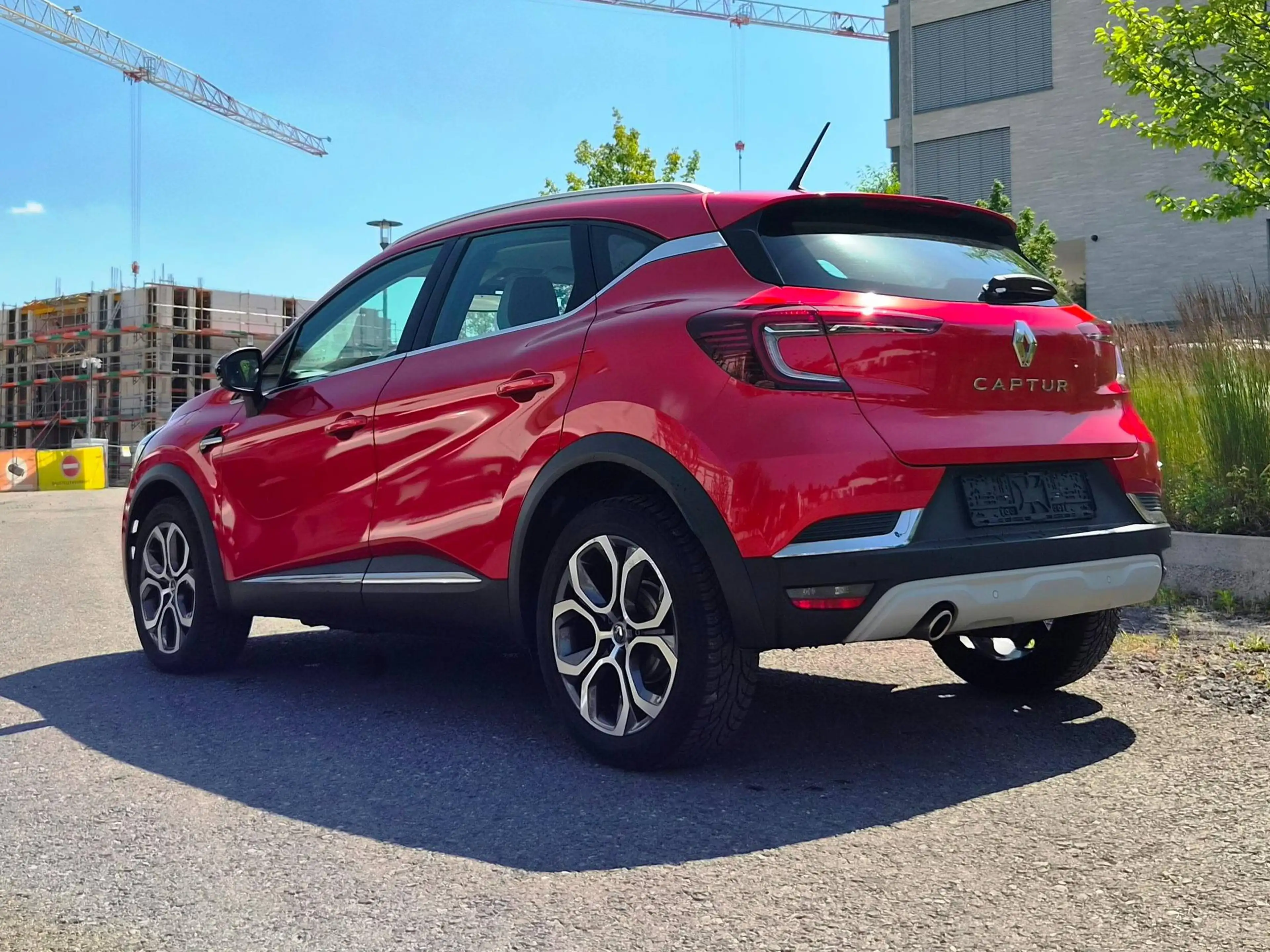 Renault Captur Intens/Automatik/52000km/Park Distanc/Navi/Teilleder/Wartung +Tüv Neu/Finanzierung ab 6,99%/ — photo 3