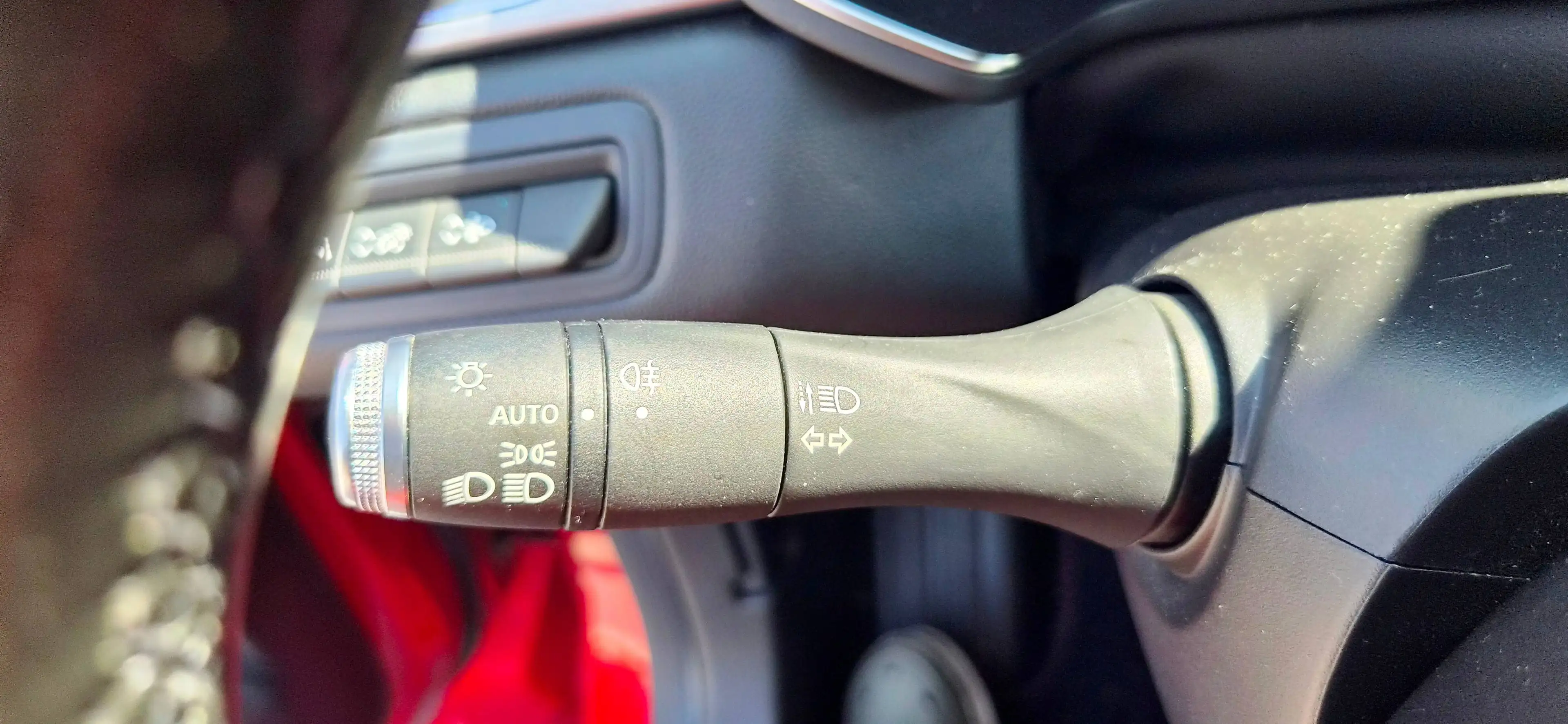 Renault Captur Intens/Automatik/52000km/Park Distanc/Navi/Teilleder/Wartung +Tüv Neu/Finanzierung ab 6,99%/ — photo 19