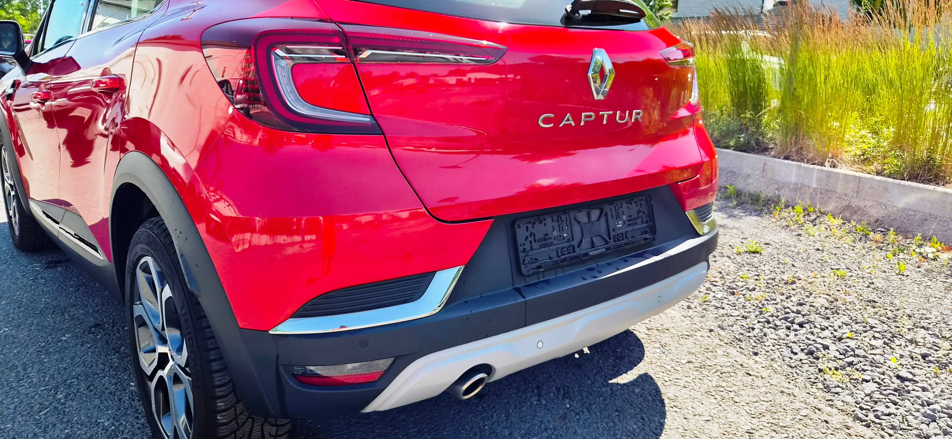 Renault Captur Intens/Automatik/52000km/Park Distanc/Navi/Teilleder/Wartung +Tüv Neu/Finanzierung ab 6,99%/ — photo 4