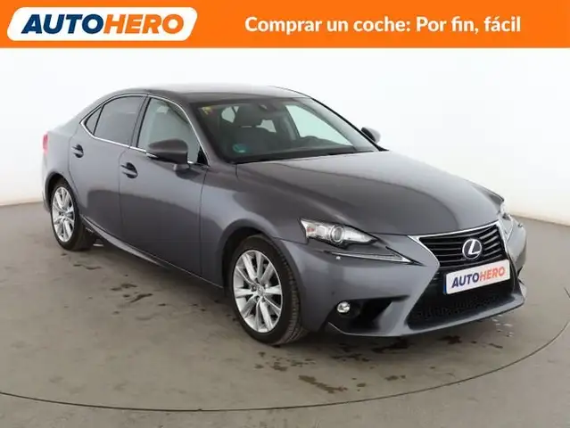 Lexus Is view 8