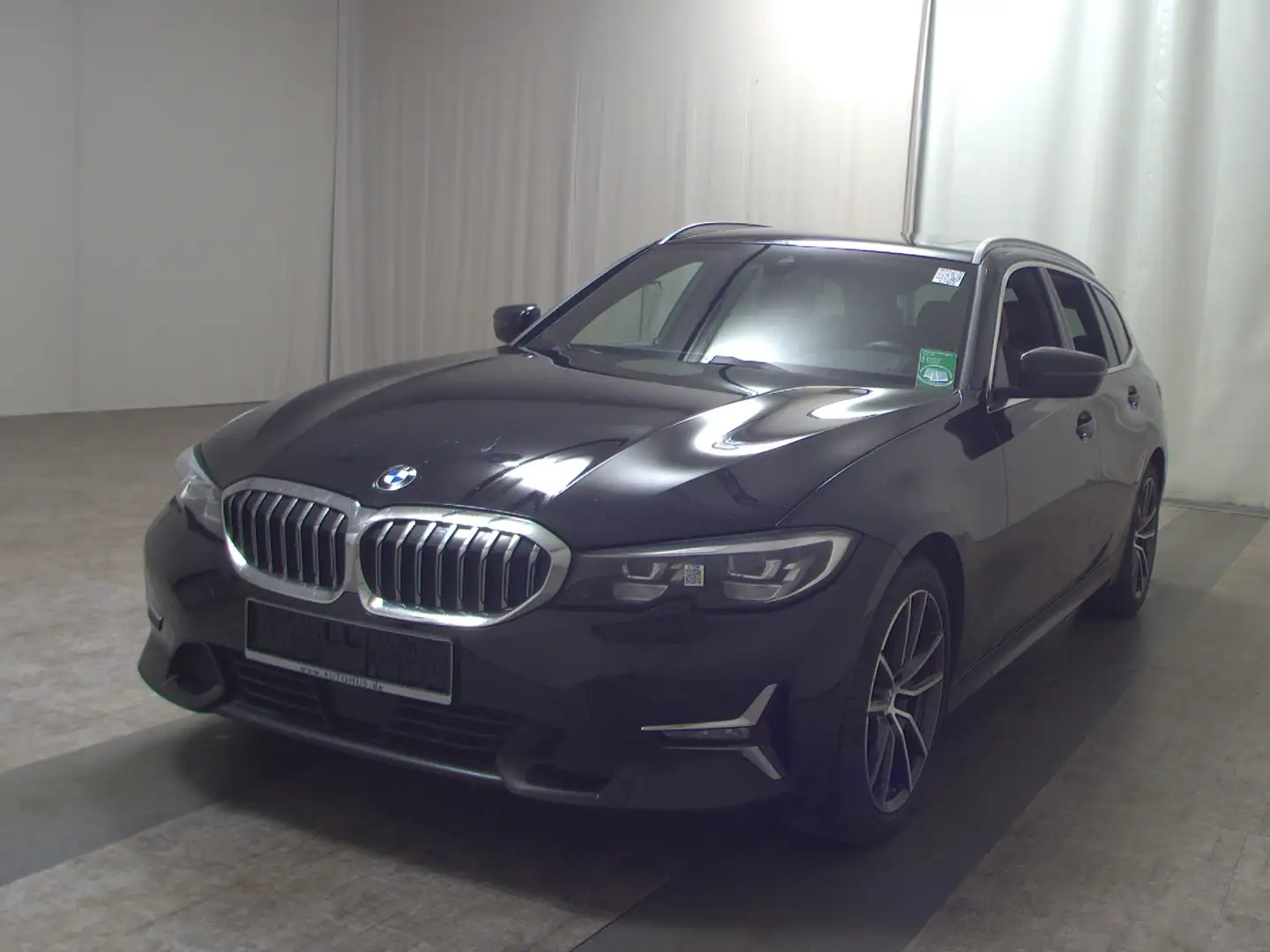 BMW 330 dA Touring xDr Luxury-Line Leder Navi LED RfK Noir - 2
