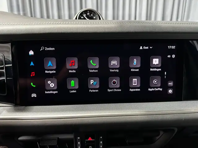Porsche Cayenne view 15