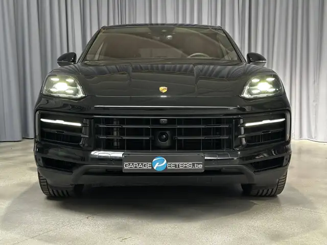 Porsche Cayenne view 5