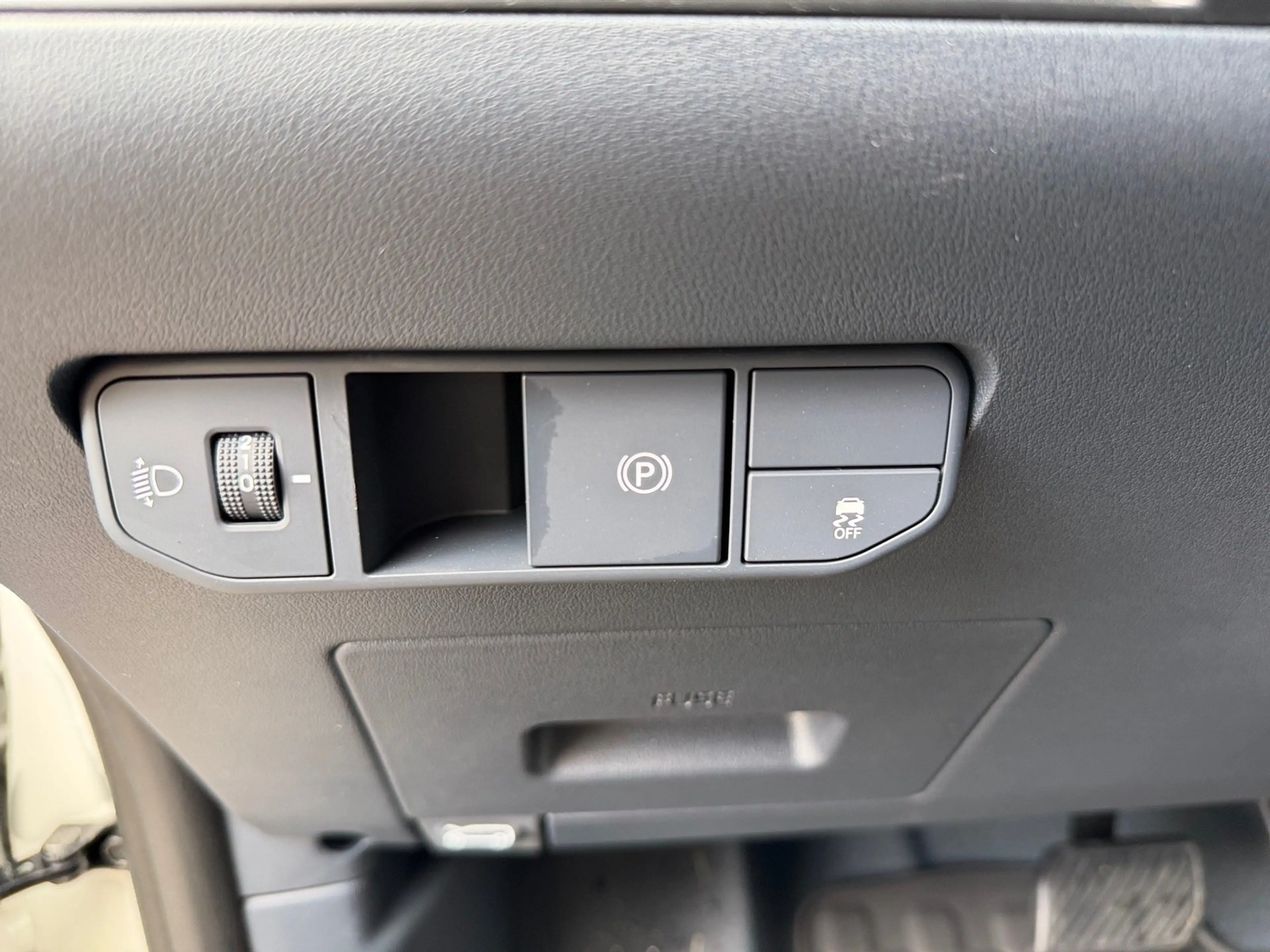 Kia PV5 Cargo L2H1 4T 71.2 ELITE ACC+SHZ+360+Kam.+LM — photo 12