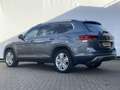 Volkswagen Atlas 3.6 VR6 277pk 7-Pers Pano Memory Stoelverw+Ventila Grau - thumbnail 2