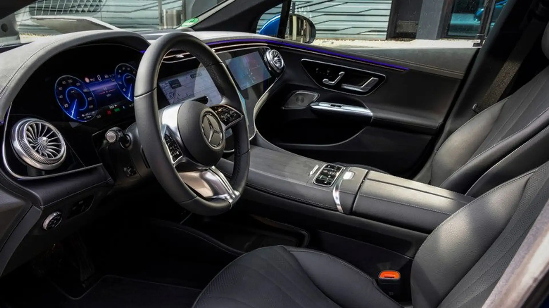 Mercedes-Benz EQE 300 HYPERSCREEN HERFST ACTIES tot eind november Grijs - 2