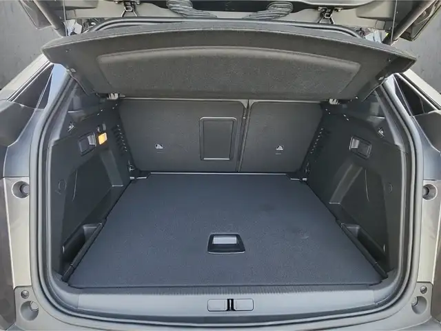 Peugeot 3008 view 7