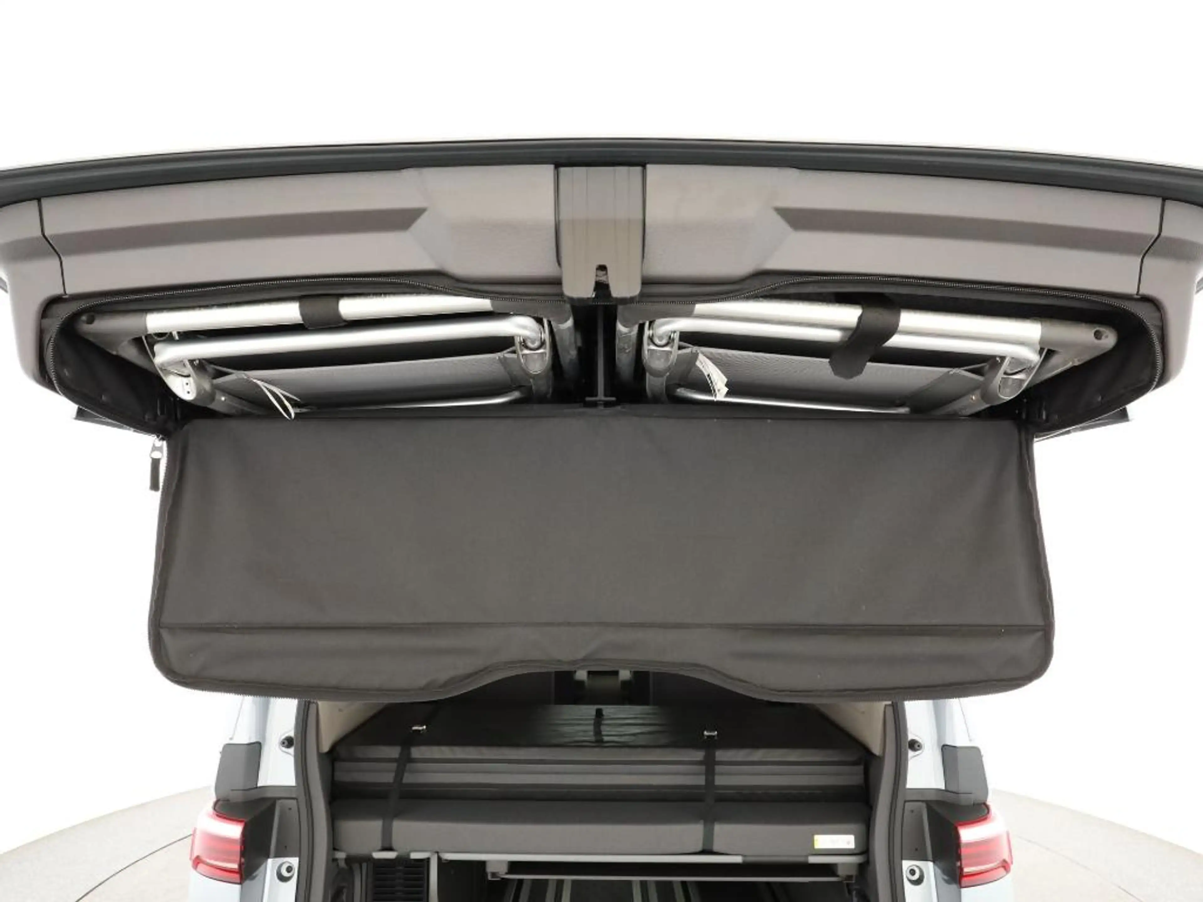 Volkswagen T7 California Beach Tour eHybrid 4Motion AHK Anschlussgarantie — photo 8