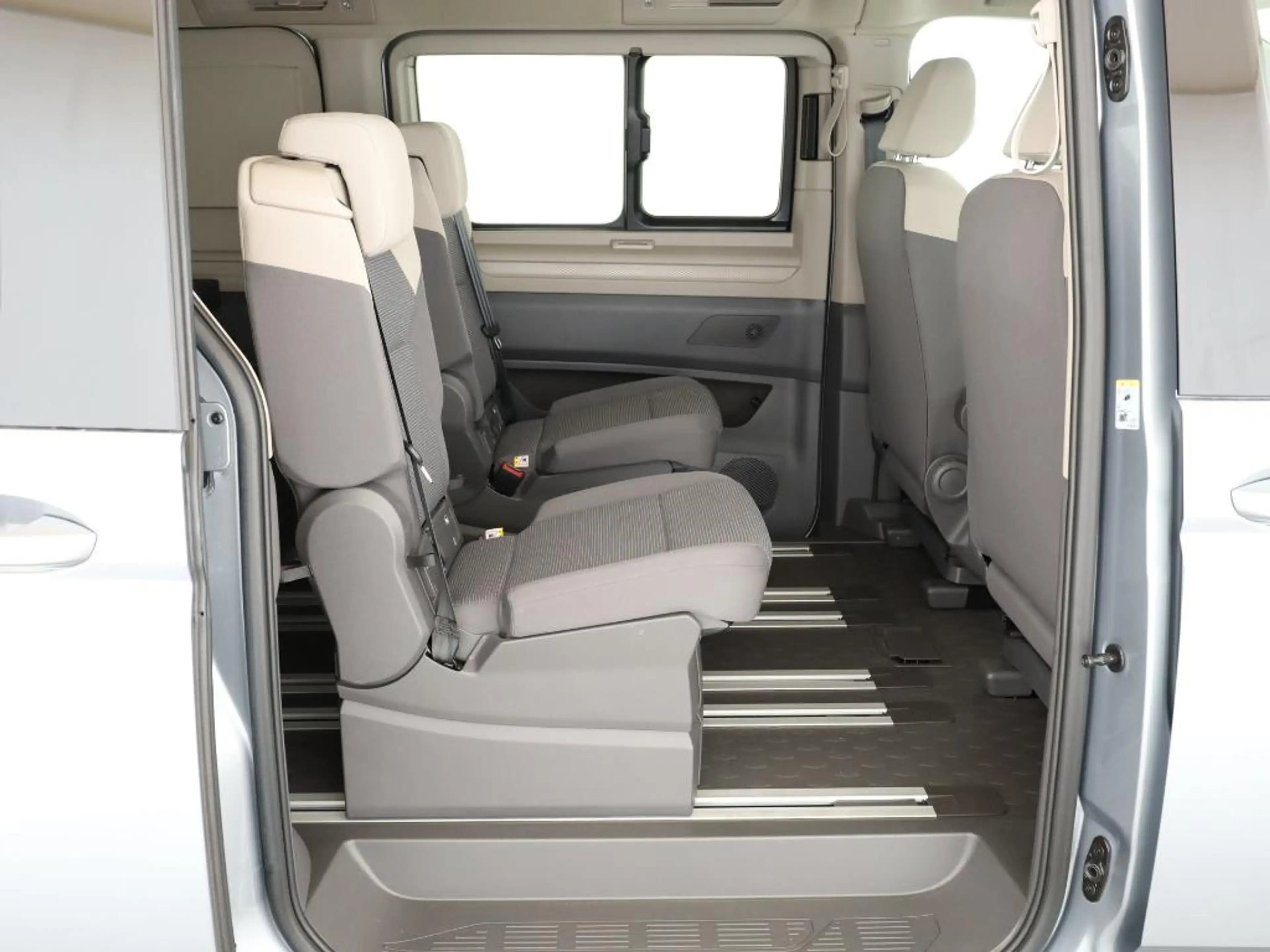 Volkswagen T7 California Beach Tour eHybrid 4Motion AHK Anschlussgarantie — photo 5