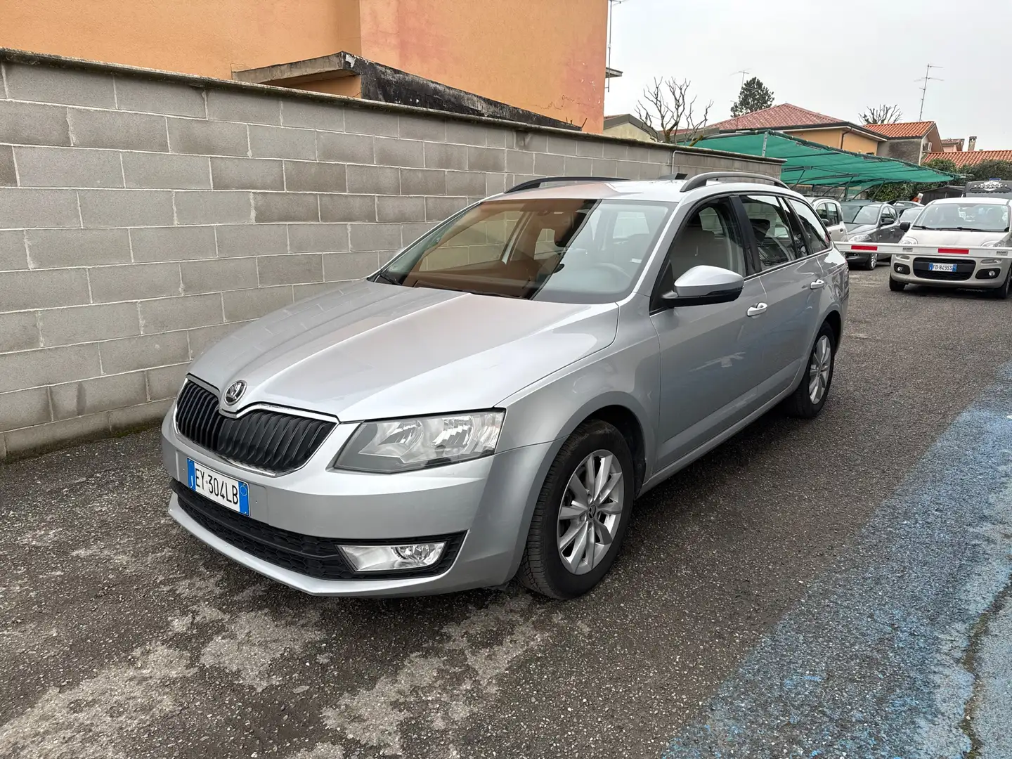 Skoda Octavia Octavia Wagon 2.0 tdi cr Executive 150cv Zilver - 1