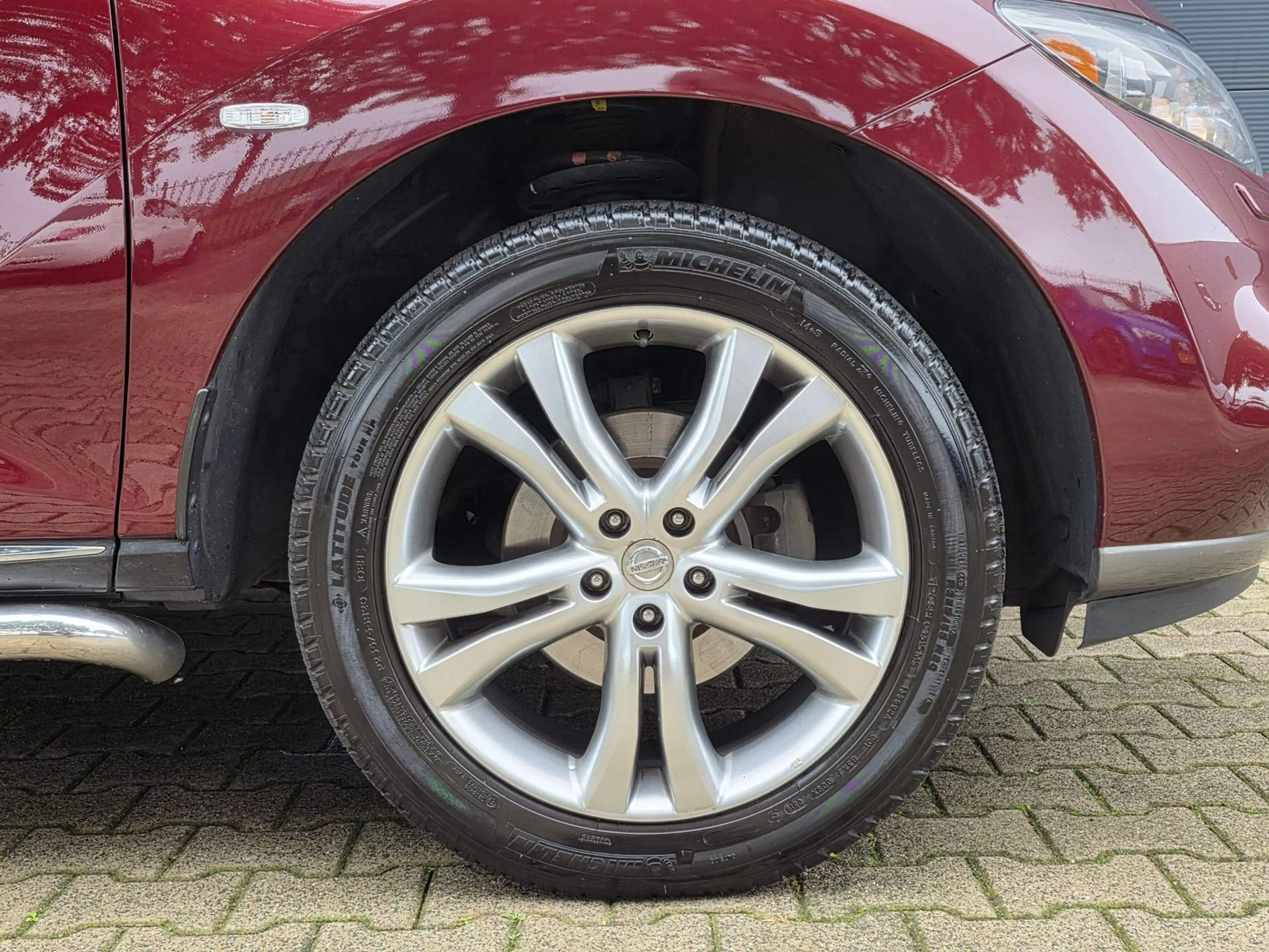 Nissan Murano 3.5 V6 / PANO / LEDER / CLIMATE / CAMERA / KEYLESS — photo 16