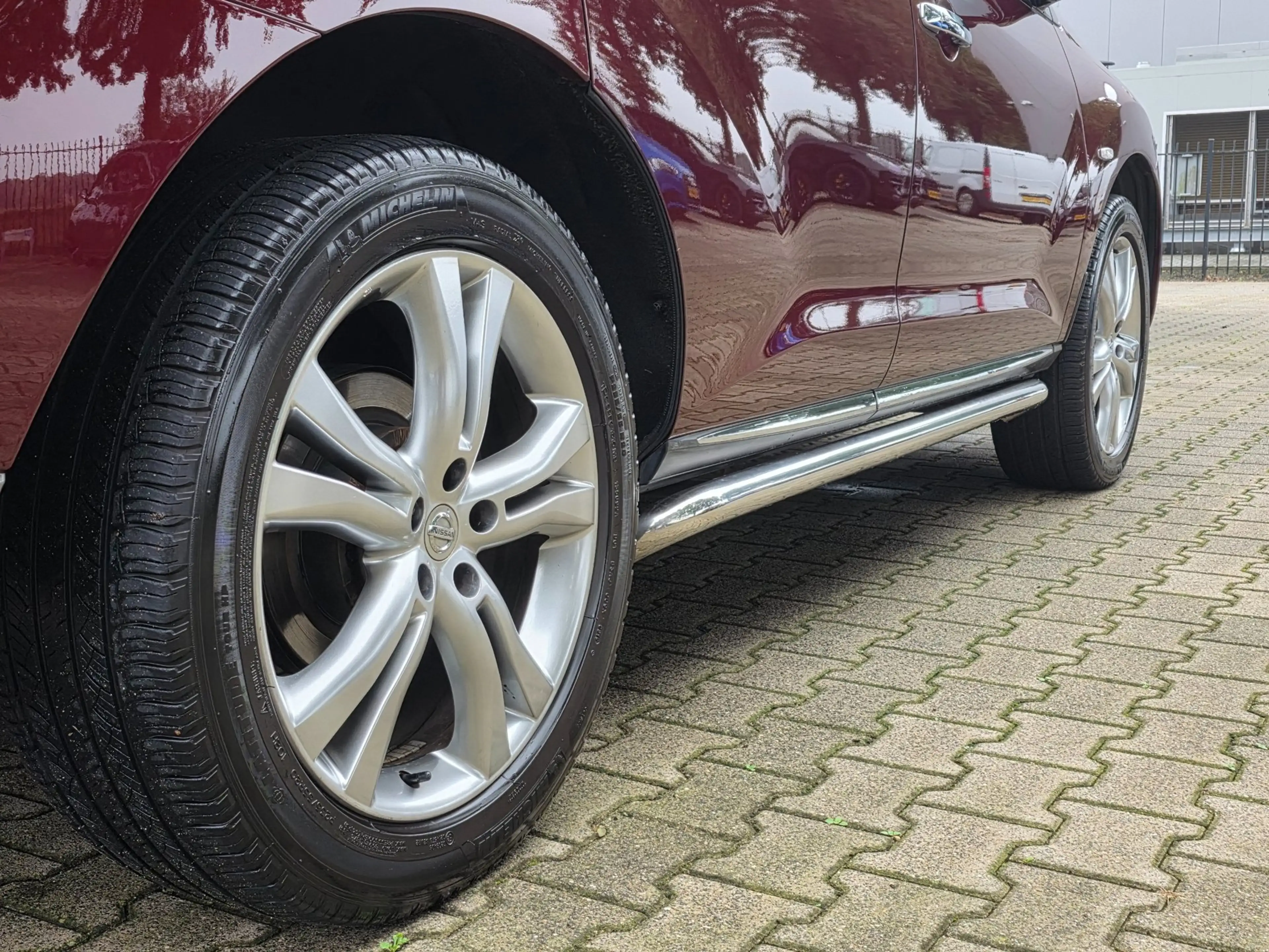 Nissan Murano 3.5 V6 / PANO / LEDER / CLIMATE / CAMERA / KEYLESS — photo 18