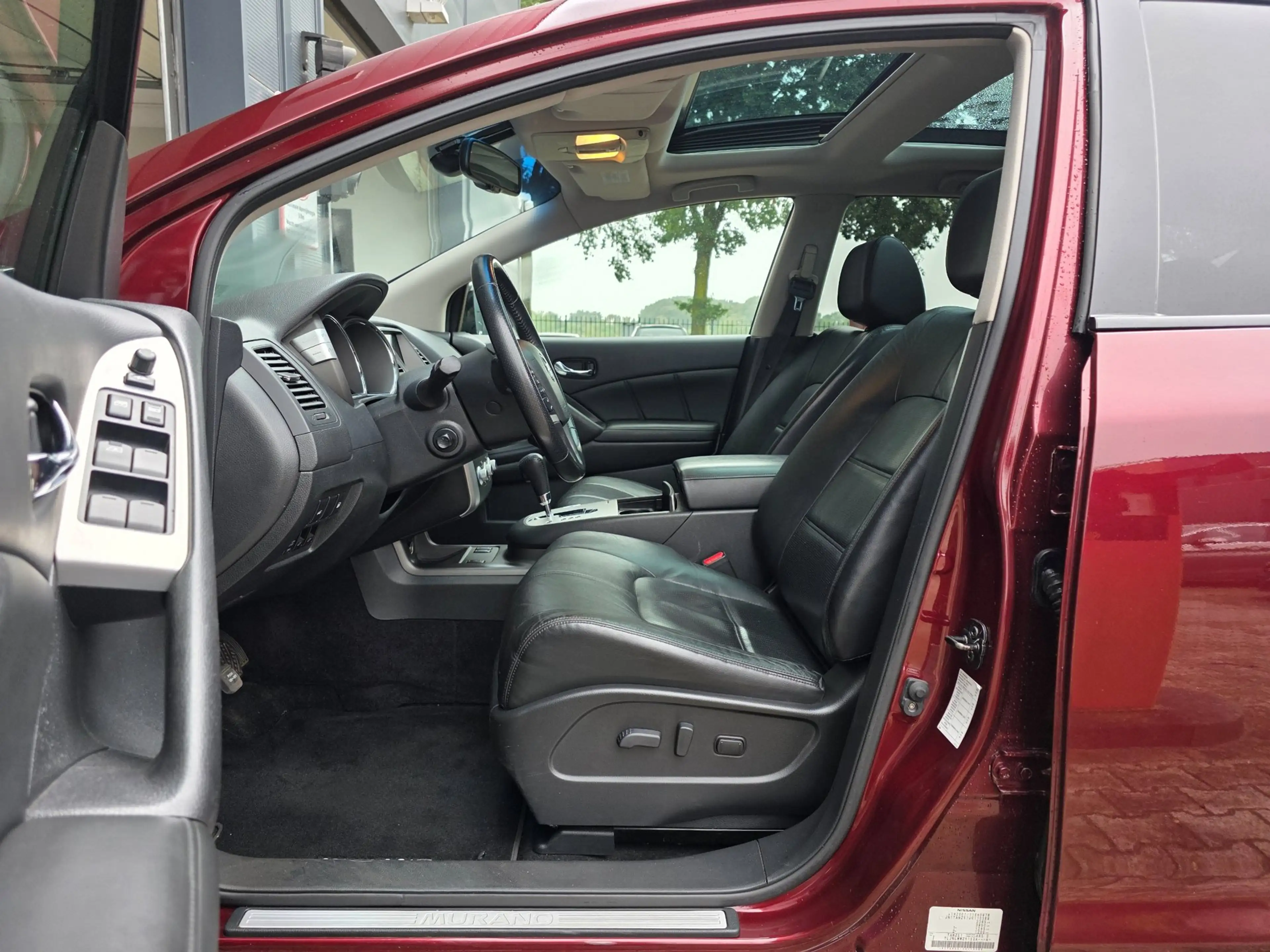 Nissan Murano 3.5 V6 / PANO / LEDER / CLIMATE / CAMERA / KEYLESS — photo 22