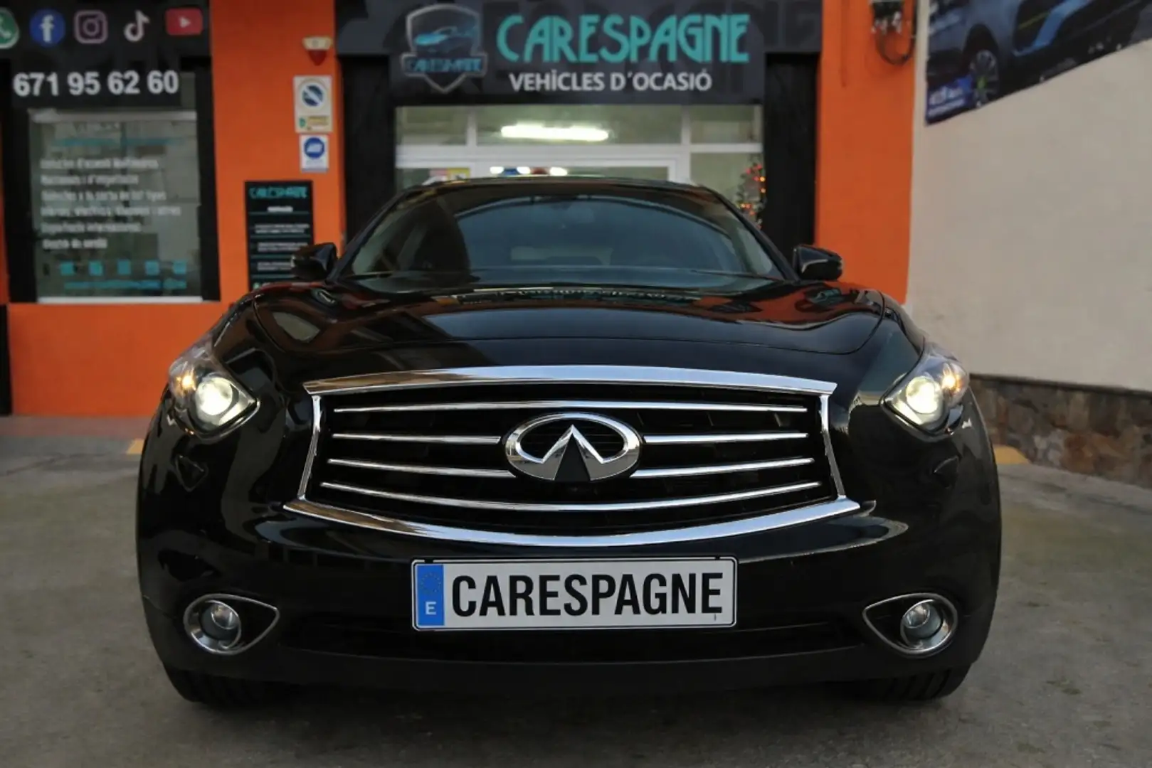 Infiniti FX 30d GT Aut. Schwarz - 2