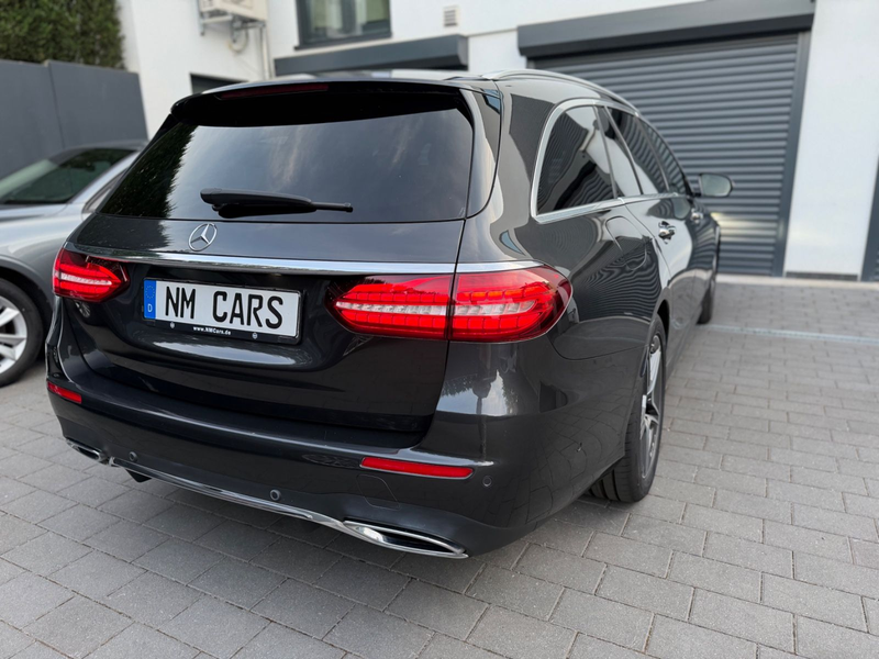 Mercedes-Benz E 220 d T/AMG-LINE/LED/KAMERA/ — photo 5