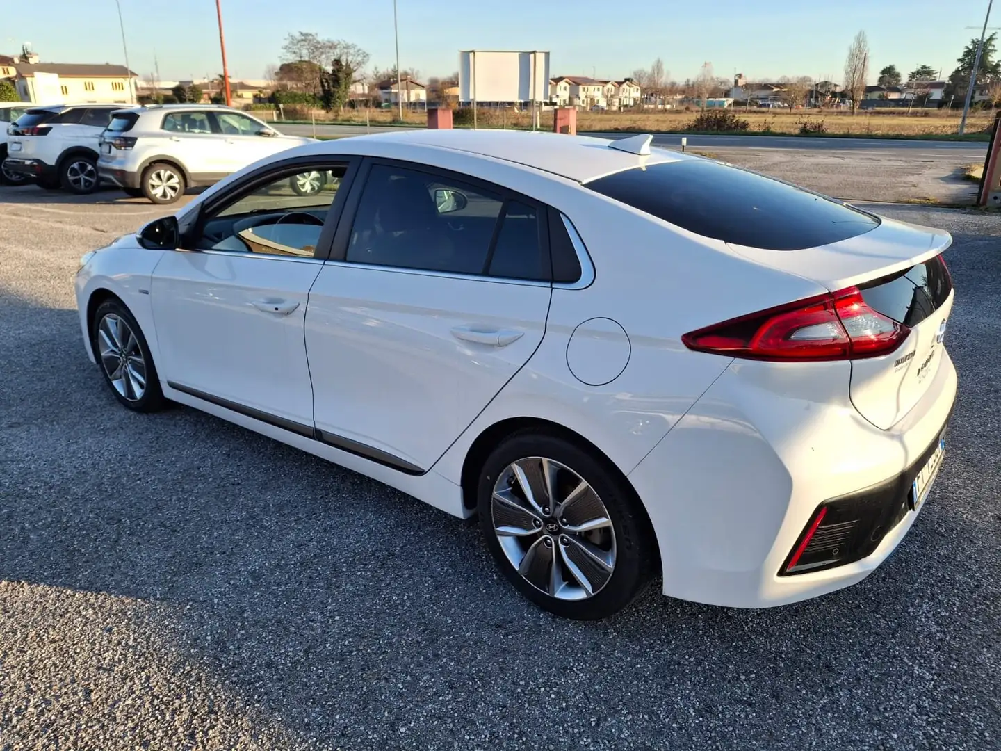 Hyundai IONIQ Ioniq 1.6 hybrid Comfort Plus Pack 6dct my19 Alb - 2