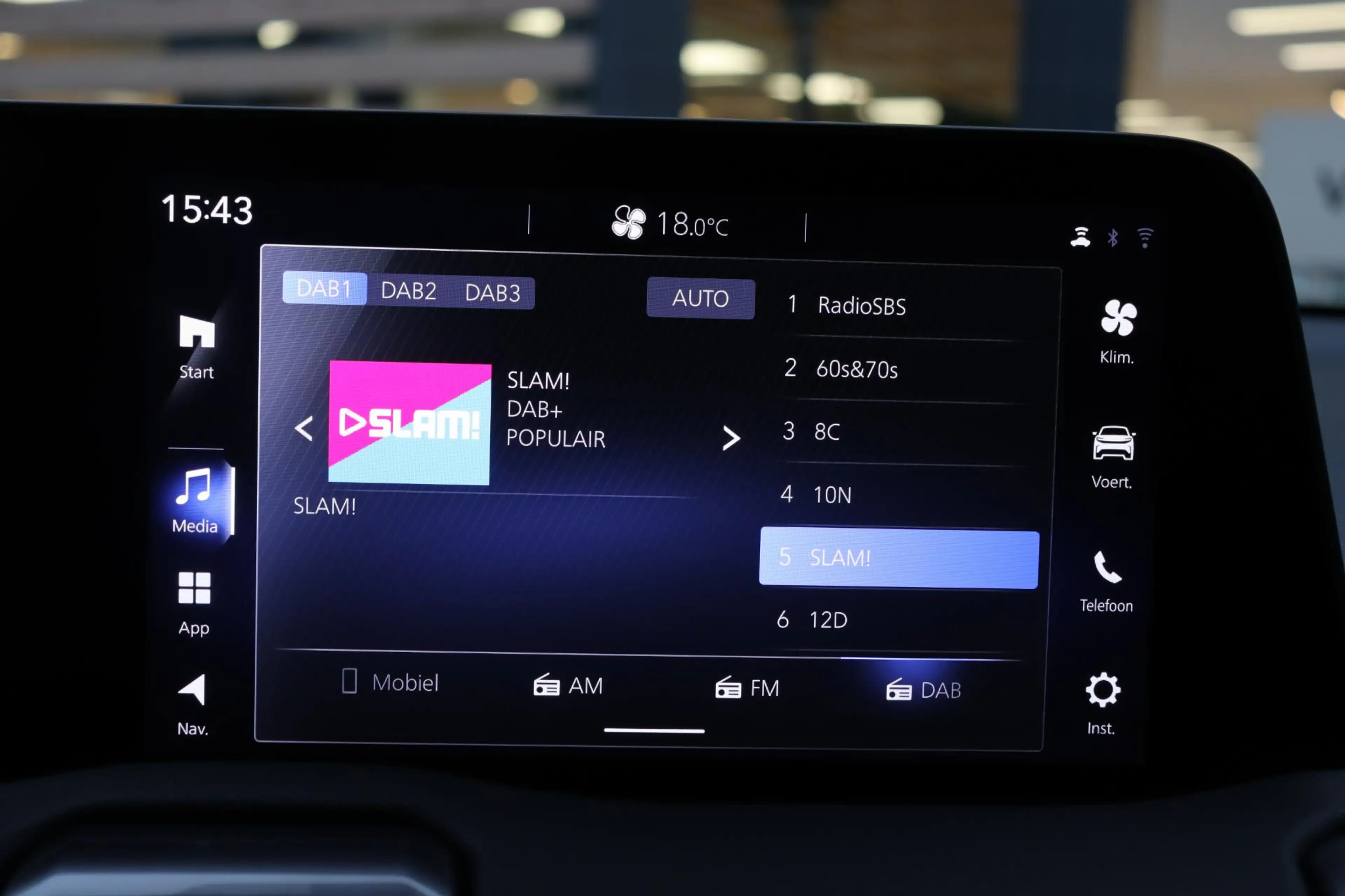 Toyota Urban Cruiser Dynamic 61 kWh , Nieuw en direct leverbaar met €1. — photo 8
