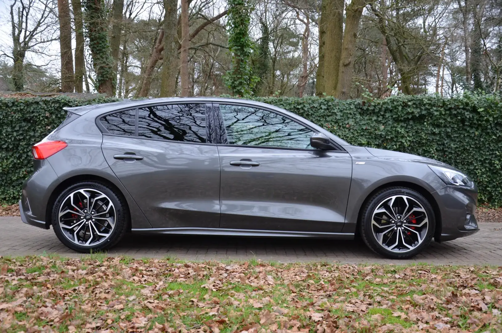 Ford Focus 1.0 EcoBoost Hybrid ST Line X Business Navi/Pdc/Ec Gris - 2