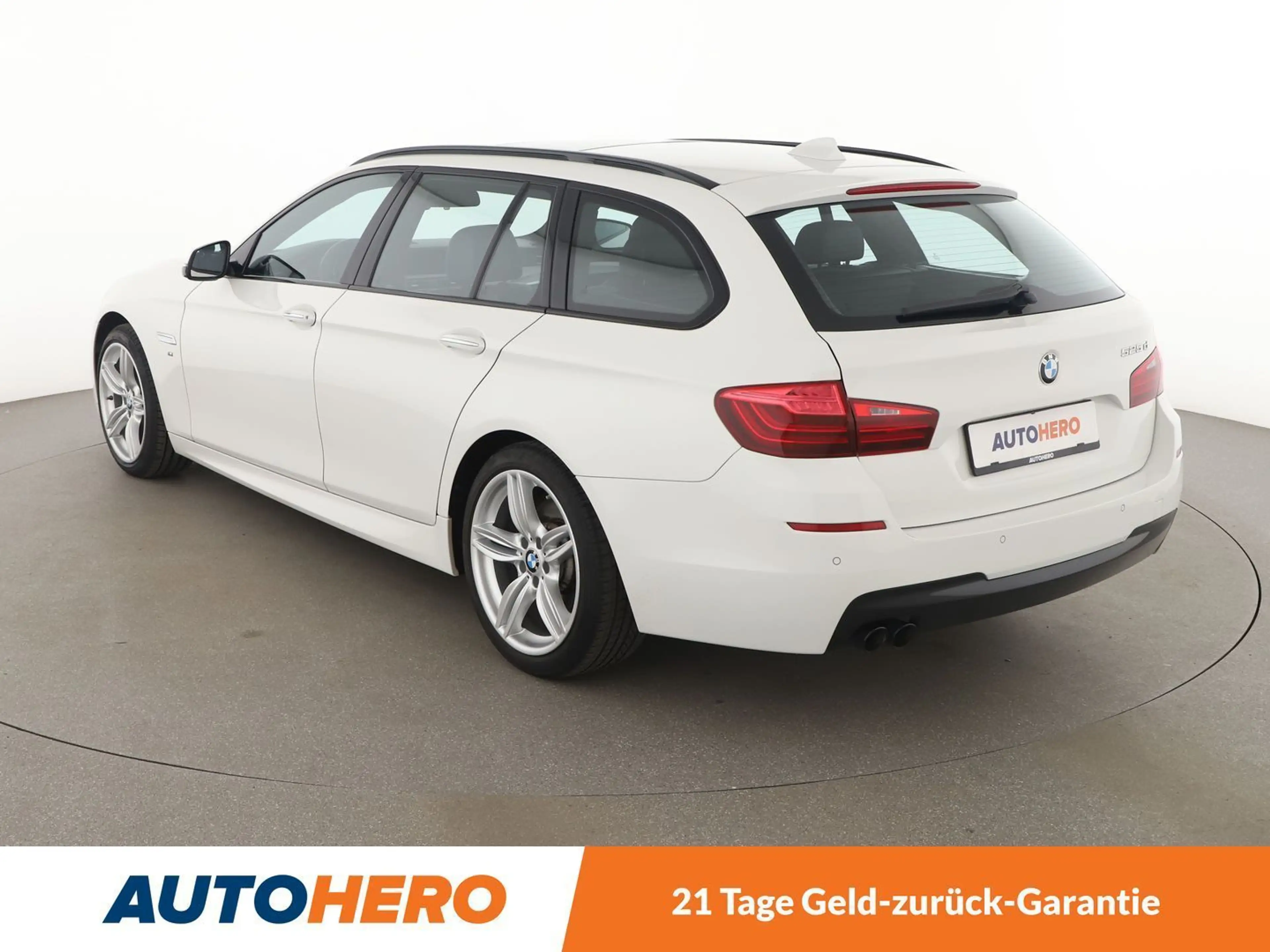 BMW 525 525d Aut.*M-SPORT*NAVI*XENON*PDC*SHZ*TEMPO*ALU* — photo 4