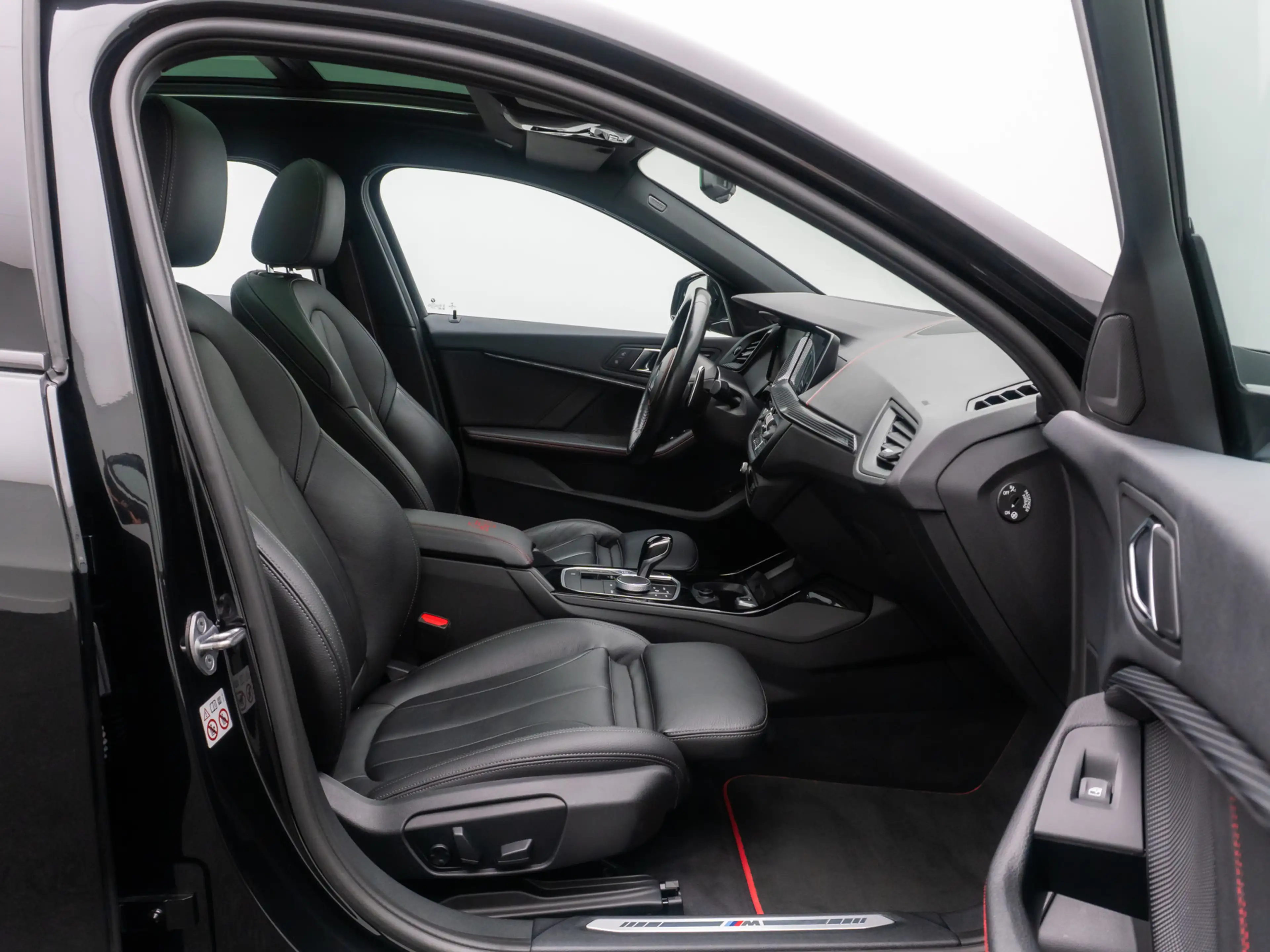 BMW 128 M Sport HUD DAB Panorama HiFi Kamera Leder — photo 39