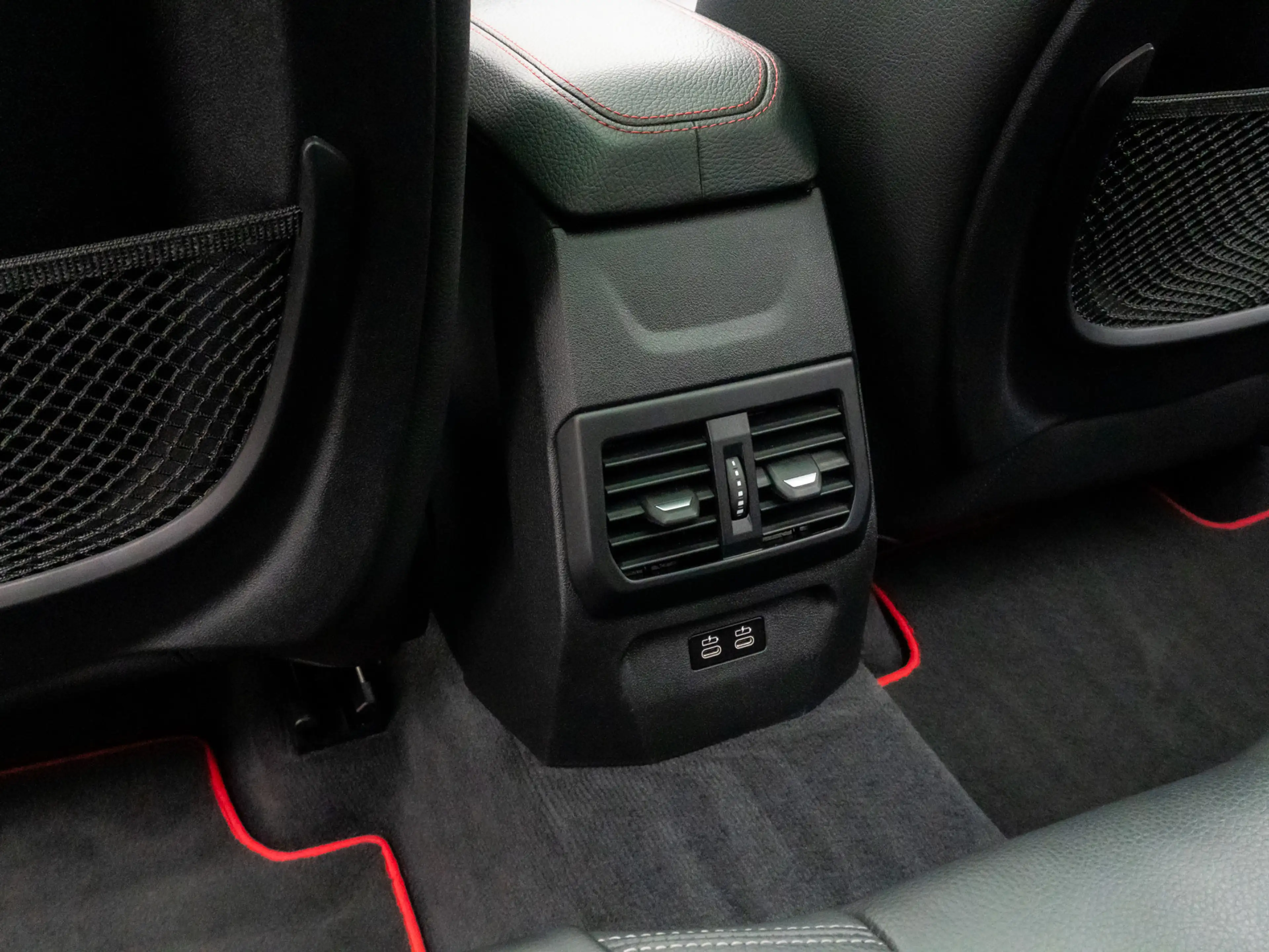 BMW 128 M Sport HUD DAB Panorama HiFi Kamera Leder — photo 36