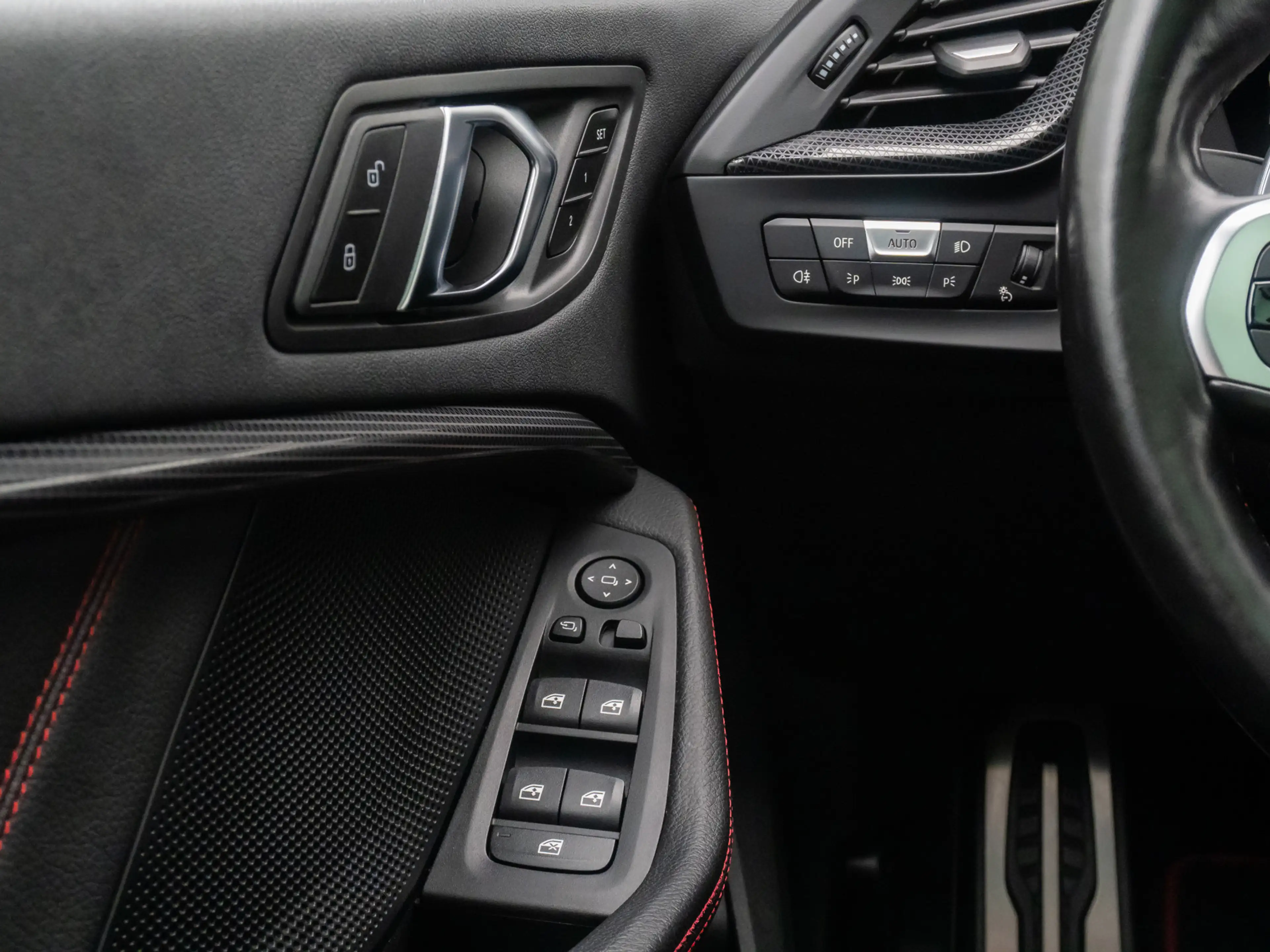 BMW 128 M Sport HUD DAB Panorama HiFi Kamera Leder — photo 25