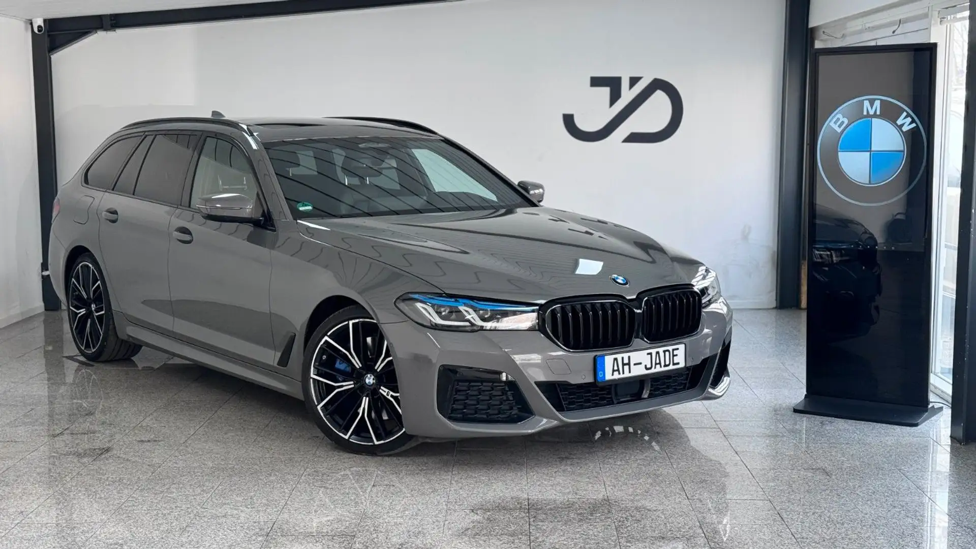 BMW 530 Touring d xDrive *M-Sport*Laser*H/K*HuD*Pano Gri - 1