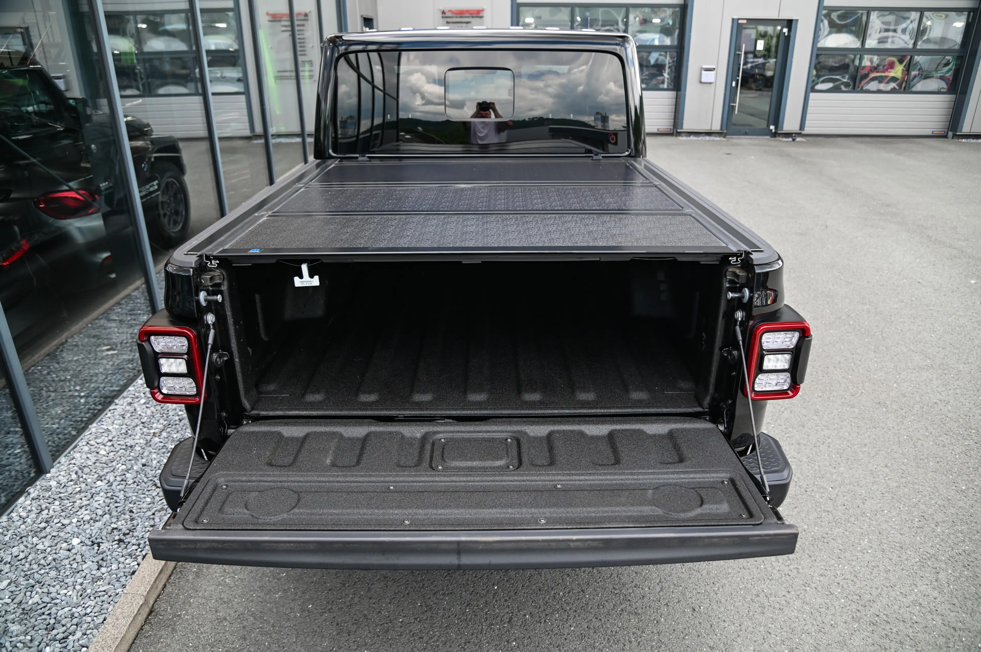Jeep Gladiator Overland 3.0 CRD V6 4WD *Vollleder* — photo 9