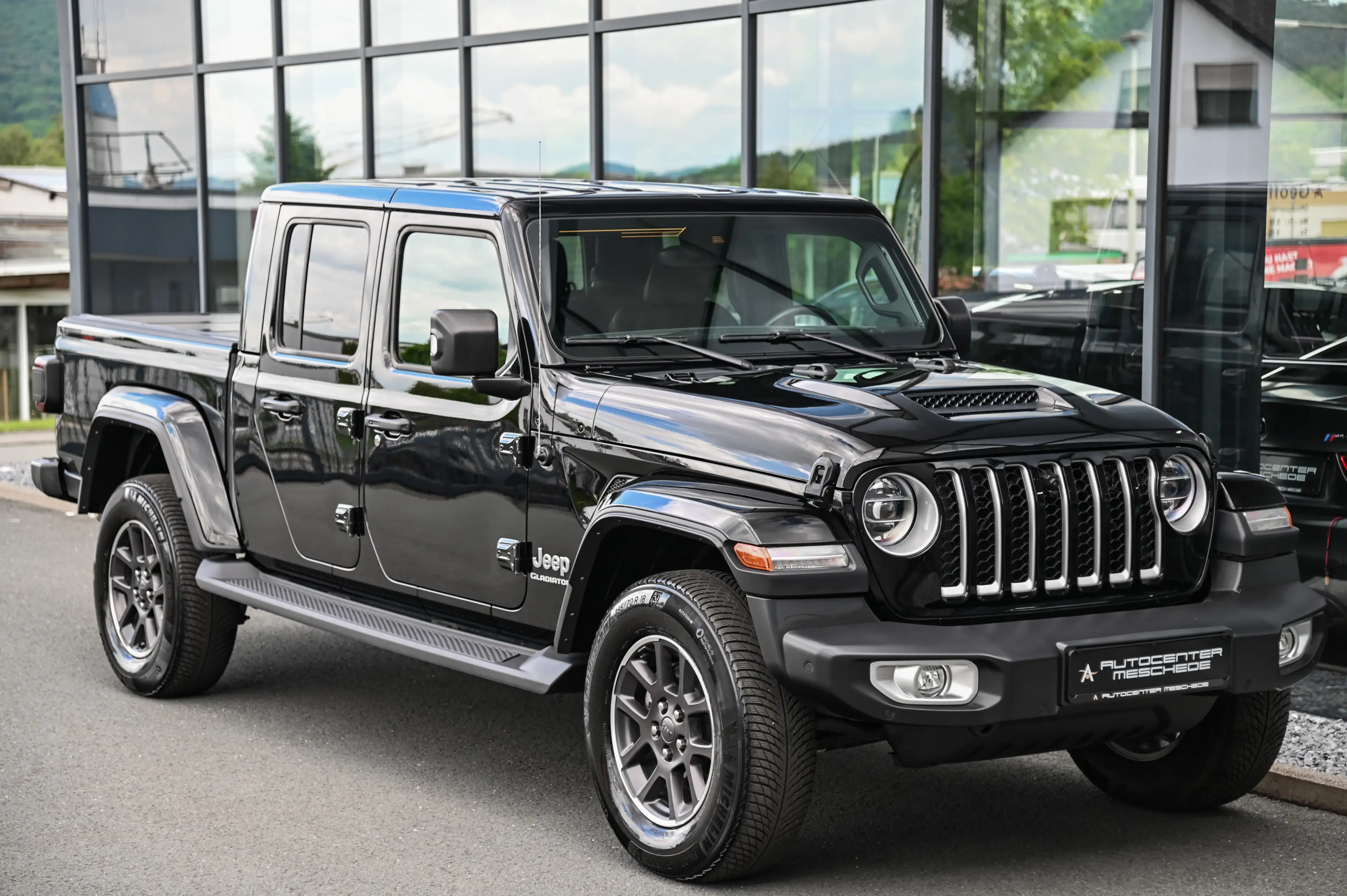 Jeep Gladiator Overland 3.0 CRD V6 4WD *Vollleder* — photo 3
