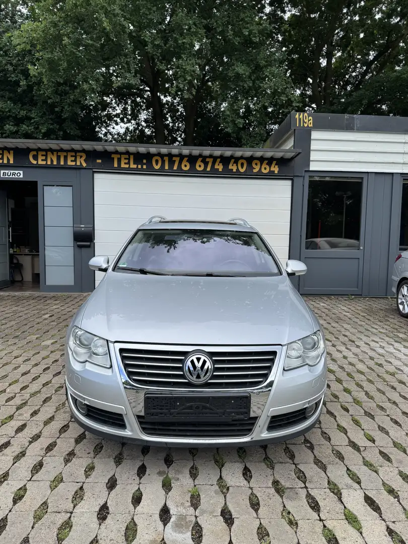 Volkswagen Passat Variant Highline Automatik Grau - 1