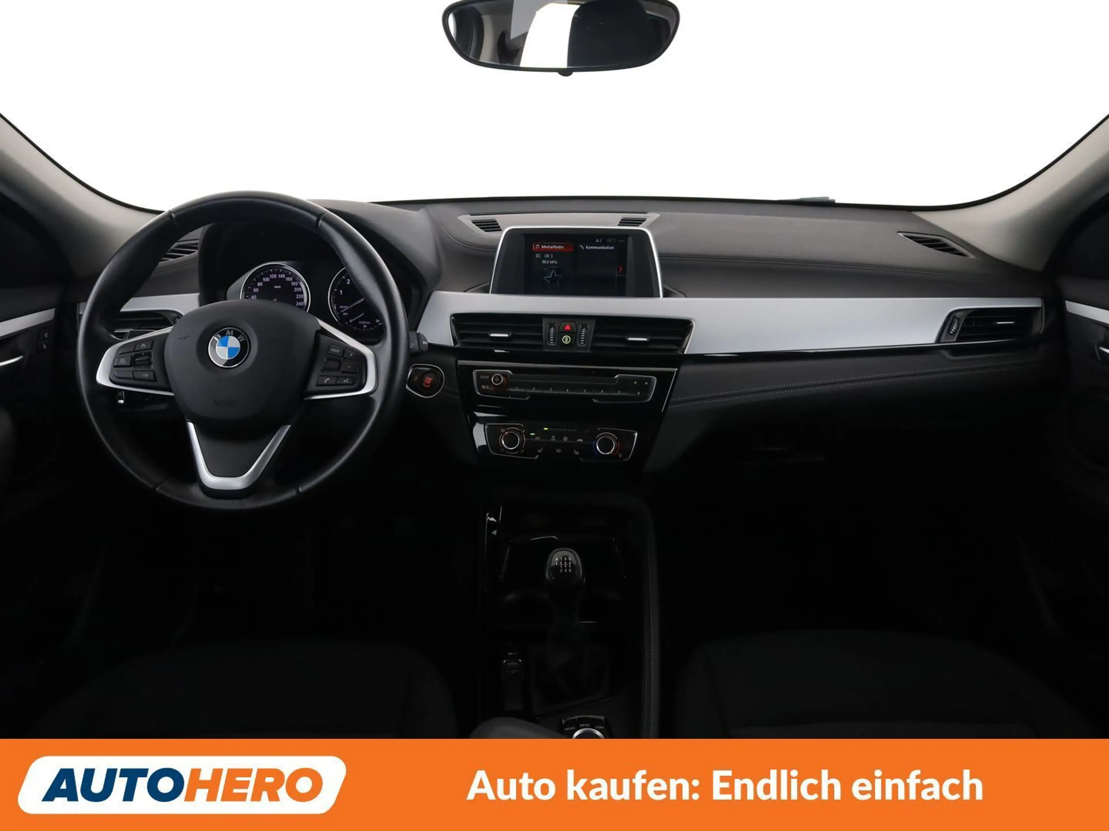 BMW X2 sDrive 18i — photo 12
