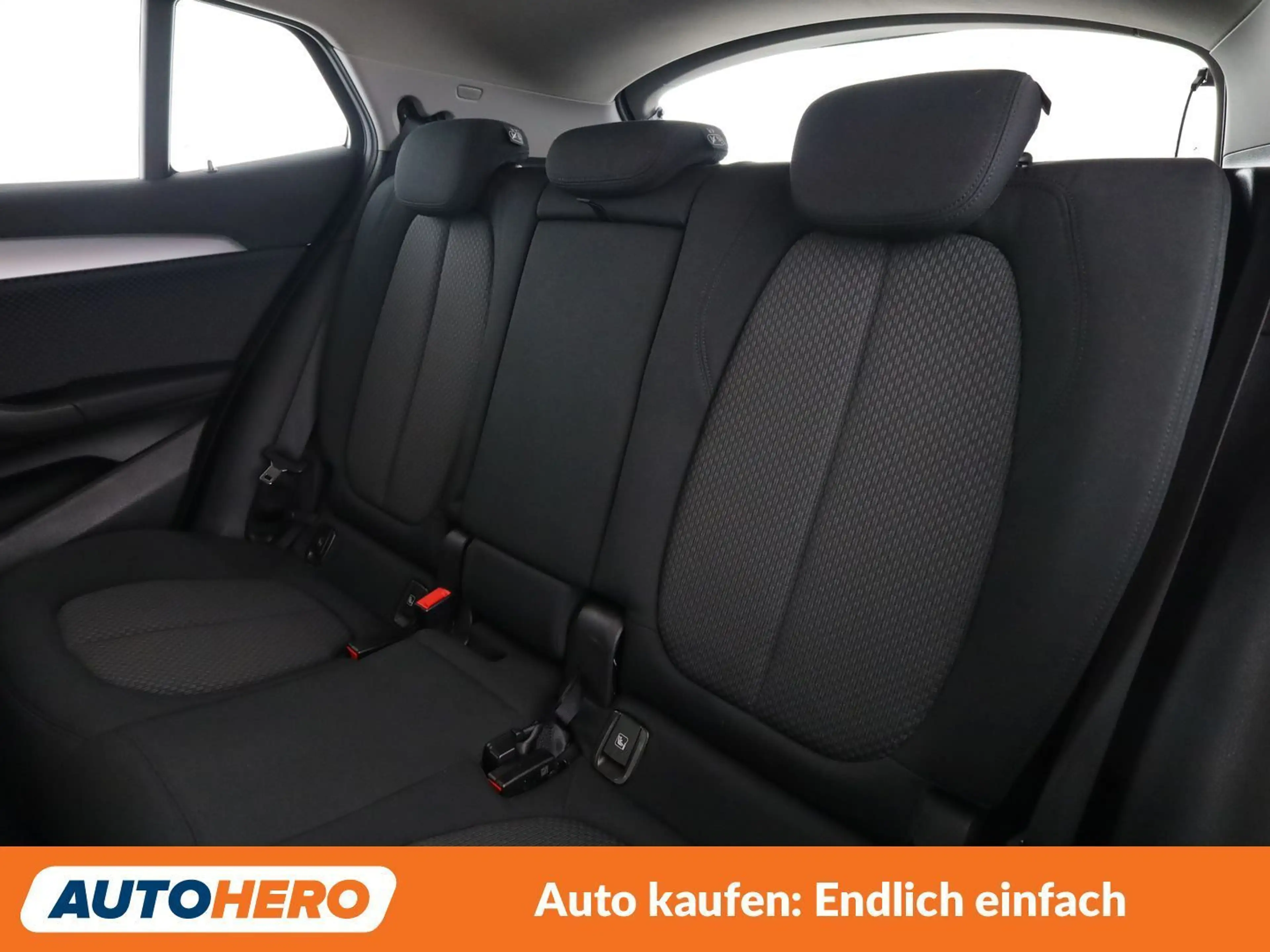 BMW X2 sDrive 18i — photo 14