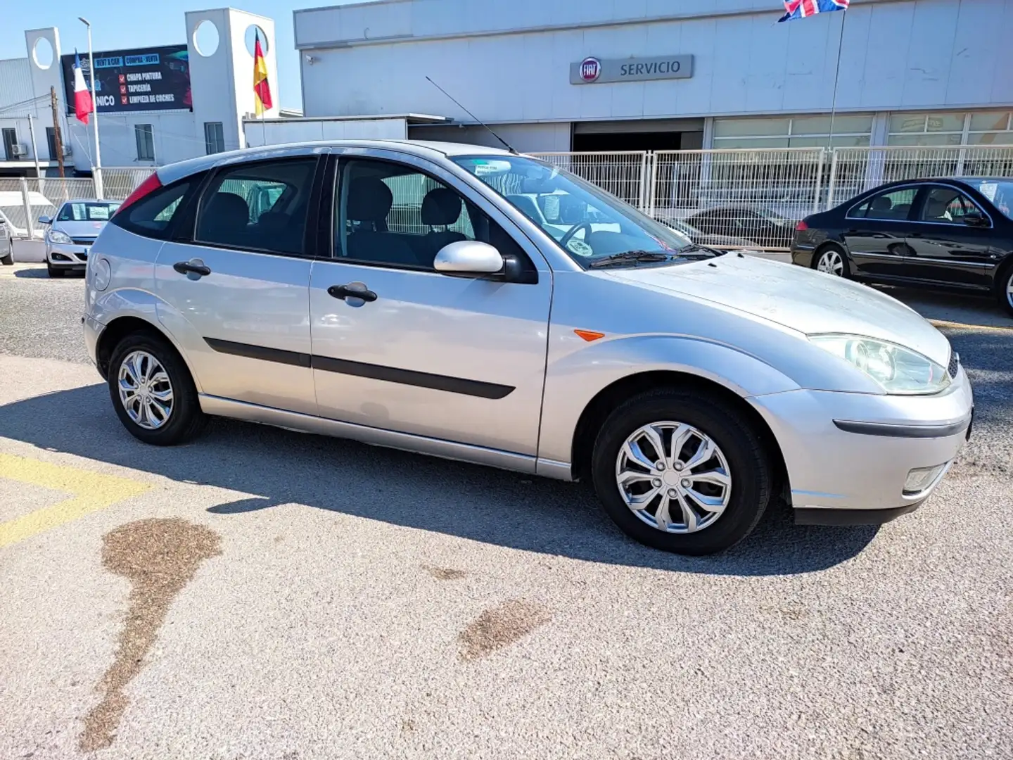 Ford Focus 1.6 Trend Zilver - 1