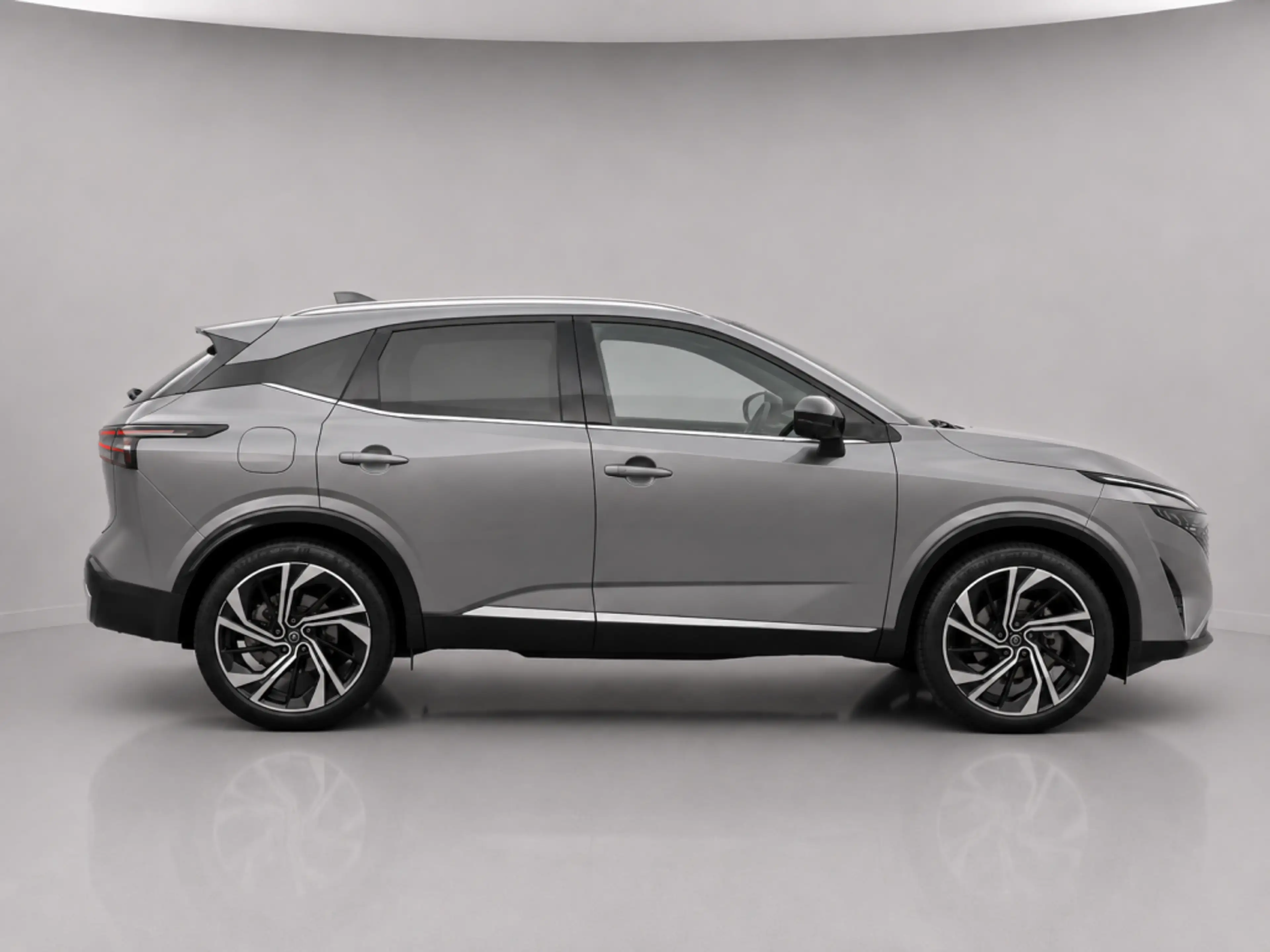 Nissan Qashqai 1.3 MHEV Xtronic Tekna Plus — photo 9