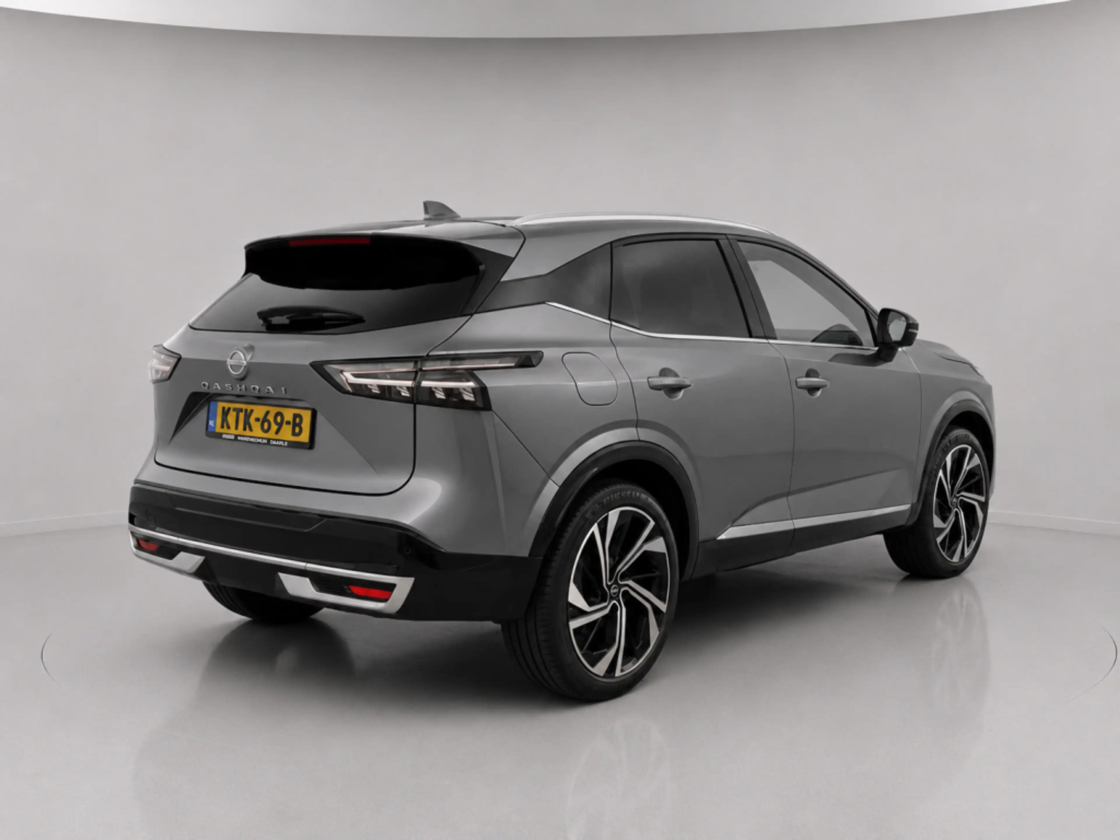 Nissan Qashqai 1.3 MHEV Xtronic Tekna Plus — photo 2