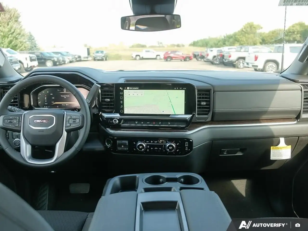 GMC Sierra 2500HD снимка GMC Sierra 2500HD