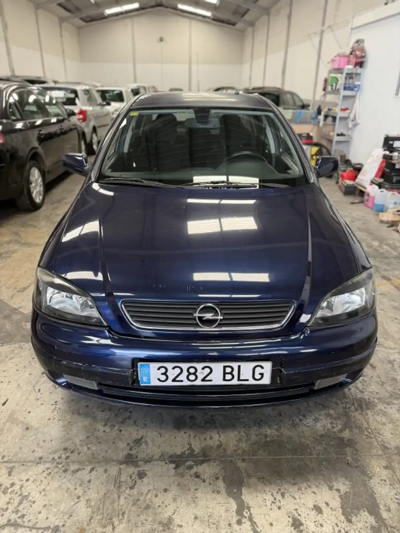 Opel Astra 1.8 16v Elegance - 1