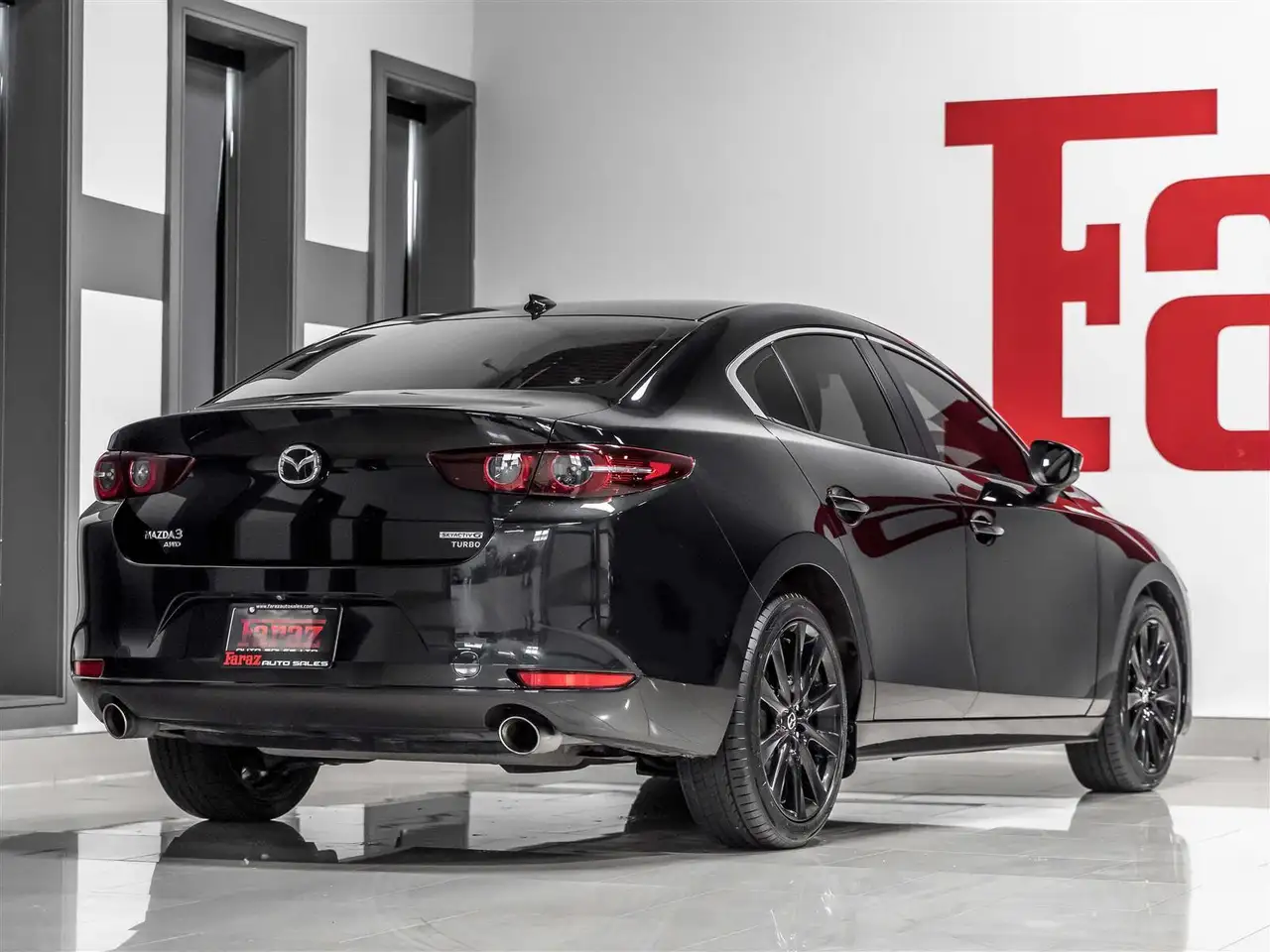 Mazda 3 снимка Mazda 3