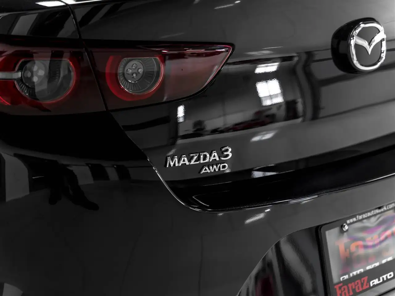 Mazda 3 снимка Mazda 3