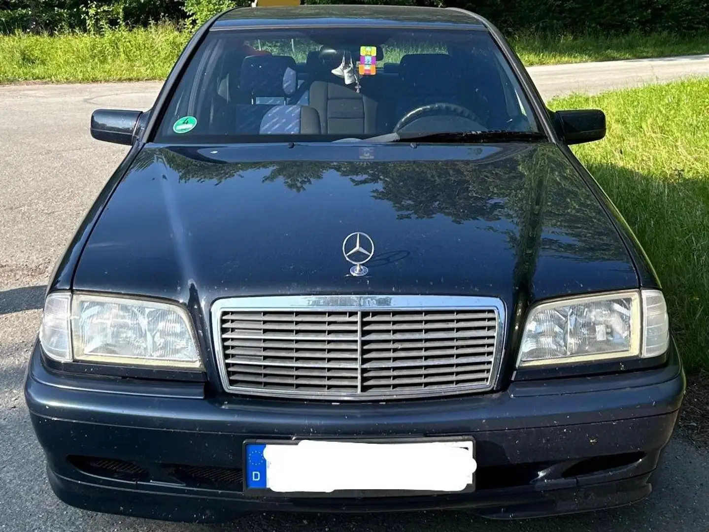 Mercedes-Benz 180 Esprit Blau - 1
