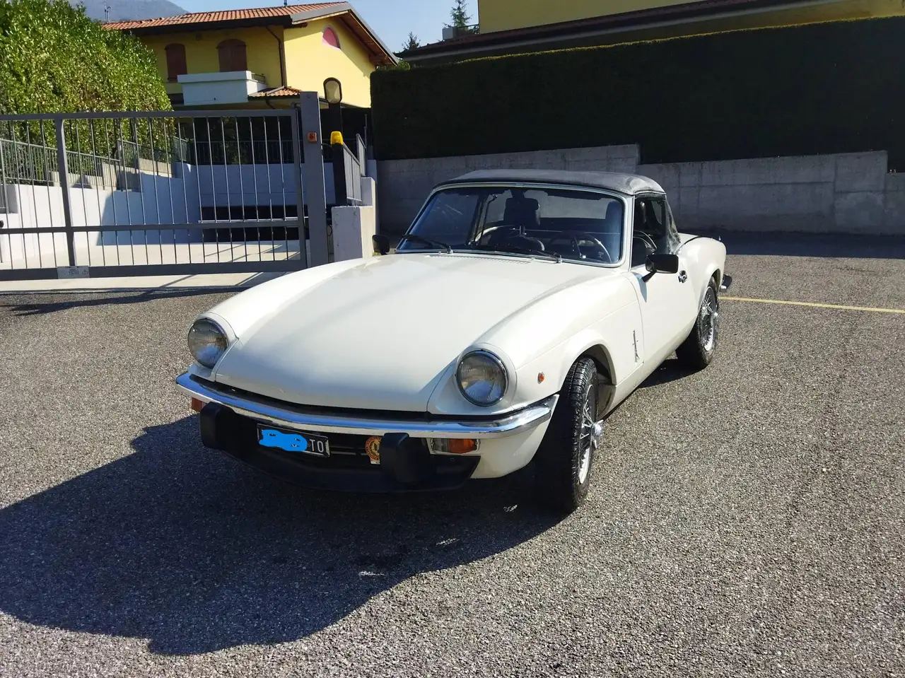 Triumph Spitfire 1500, foto 2