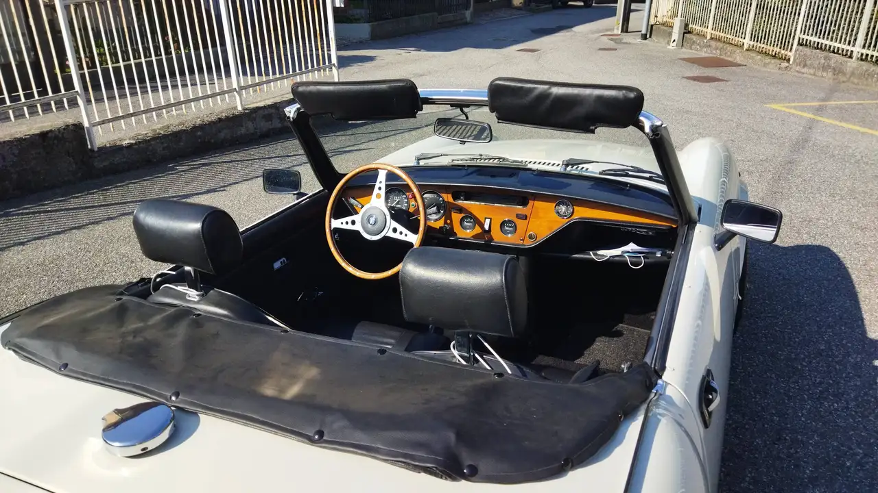 Triumph Spitfire 1500, foto 4