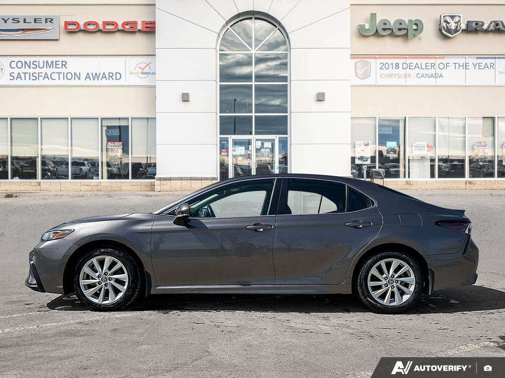 2023 Toyota Camry SE | Heated Seats | Back up Camera | — снимка 1